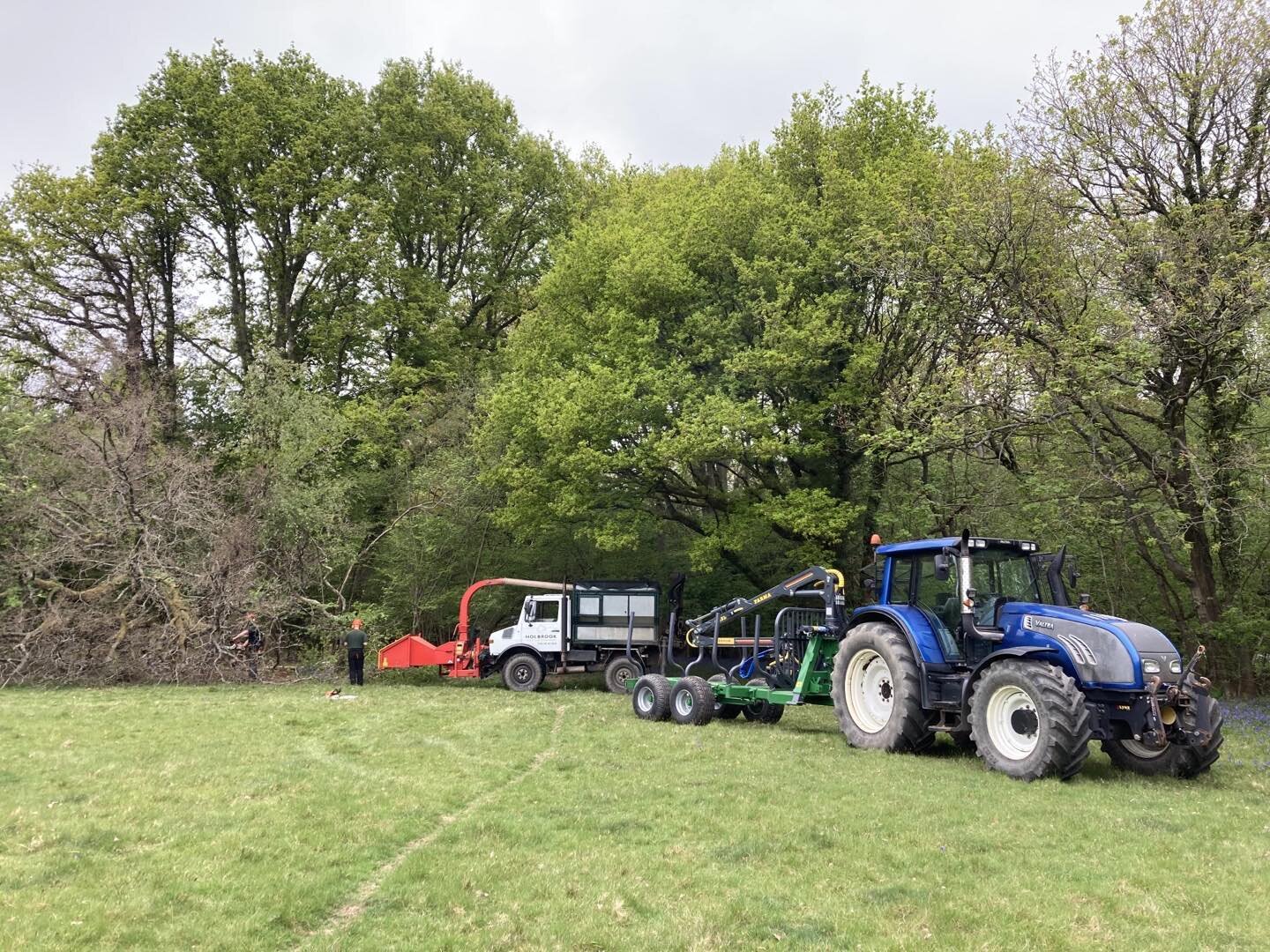 We&rsquo;re not messing about today- clearing a wind blown Oak tree now the ground is nice and dry! #Unimog #Valtra #