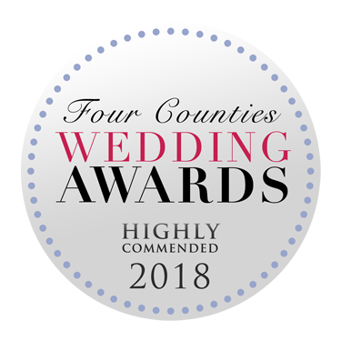 award badge for highly commended photographer at the four counties wedding awards 2018