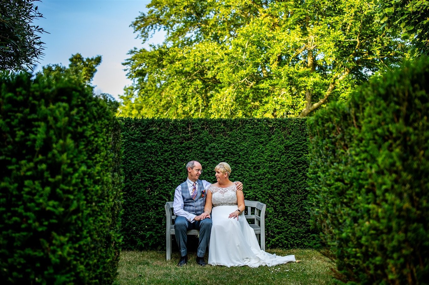 🐸THE ONE WITH THE FROG ON A BIKE🐸

Katherine and Julian&rsquo;s wedding on Saturday at the always gorgeous and beautiful @childerley_weddings was such a beautiful, emotional day. And searingly hot! And interspersed with rain! But it never stopped t