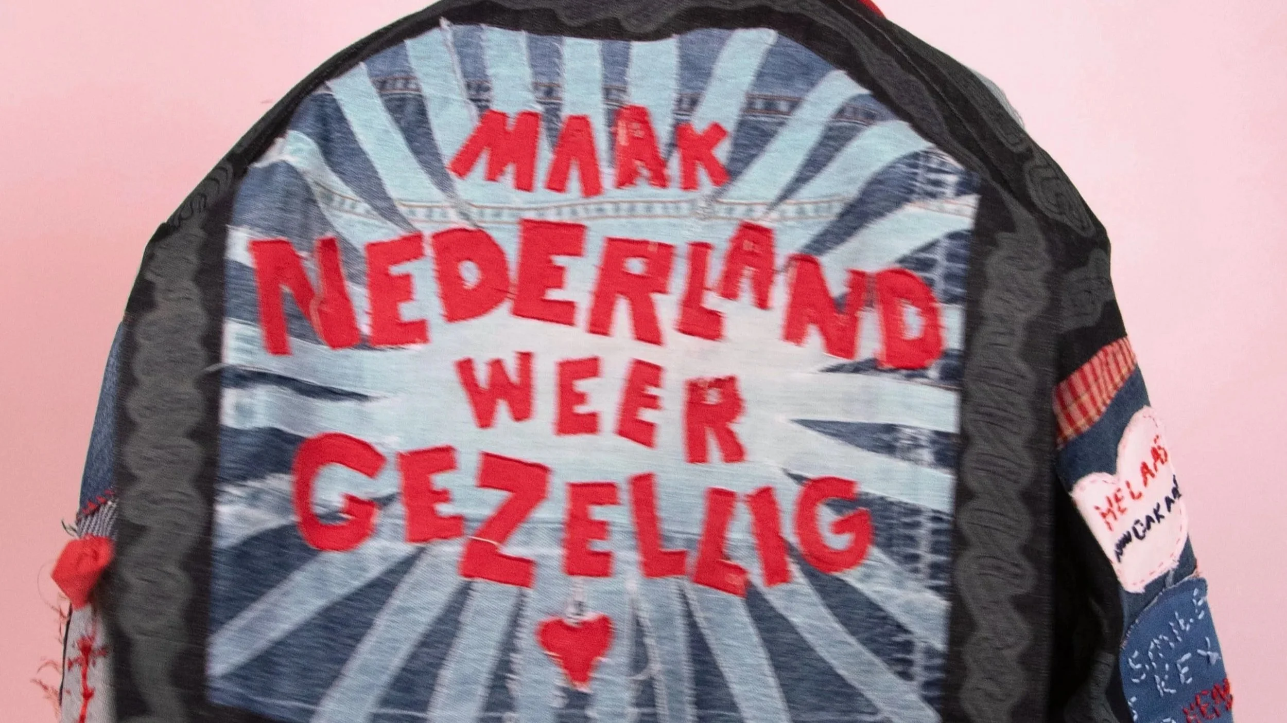 Ruben Jurriën presenteert nieuwe collectie ‘Maak Nederland weer Gezellig!’ in Molen van West