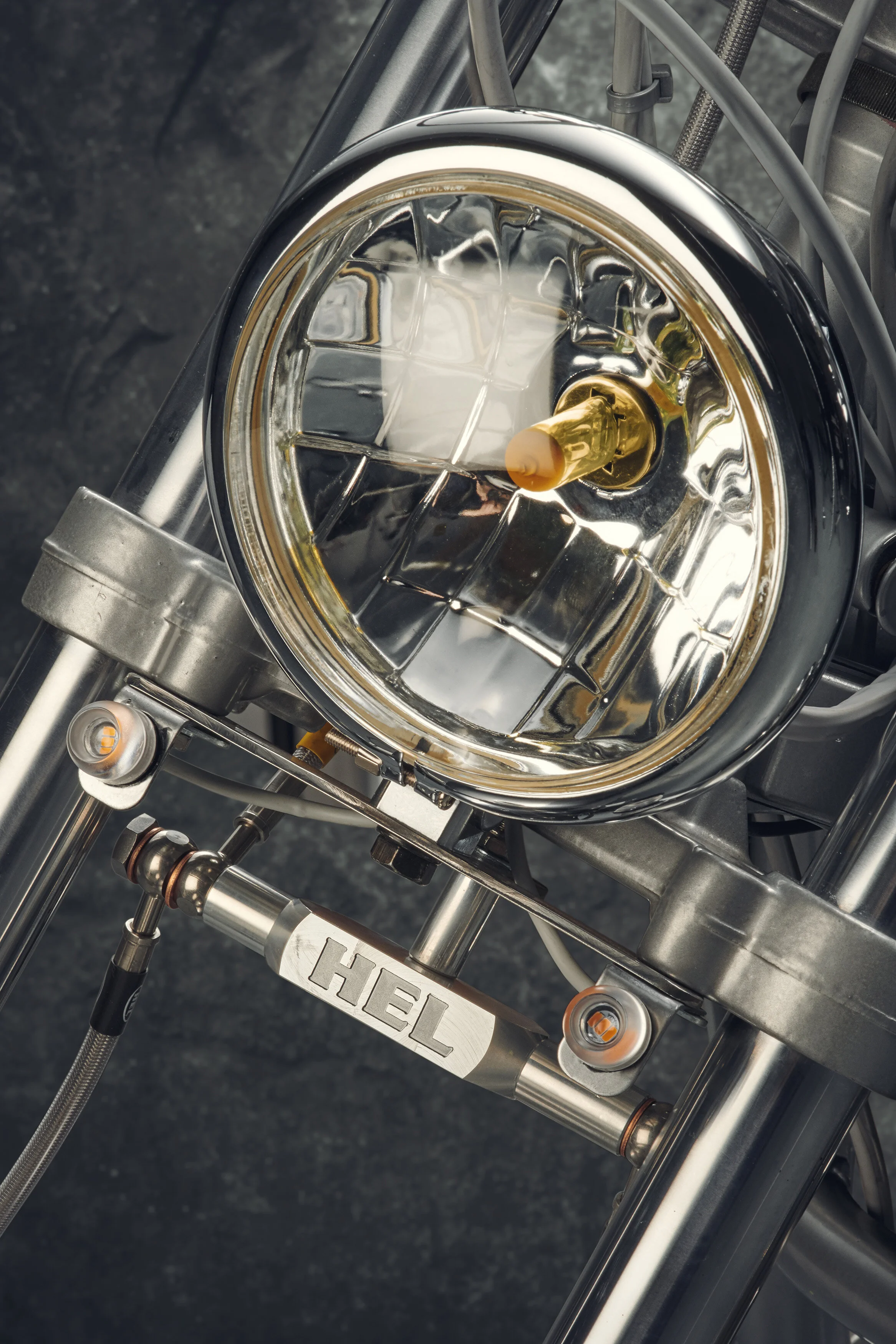 CURIOSITY-MOTO-1982-BMW-R65-DETAIL-0 copy.jpg