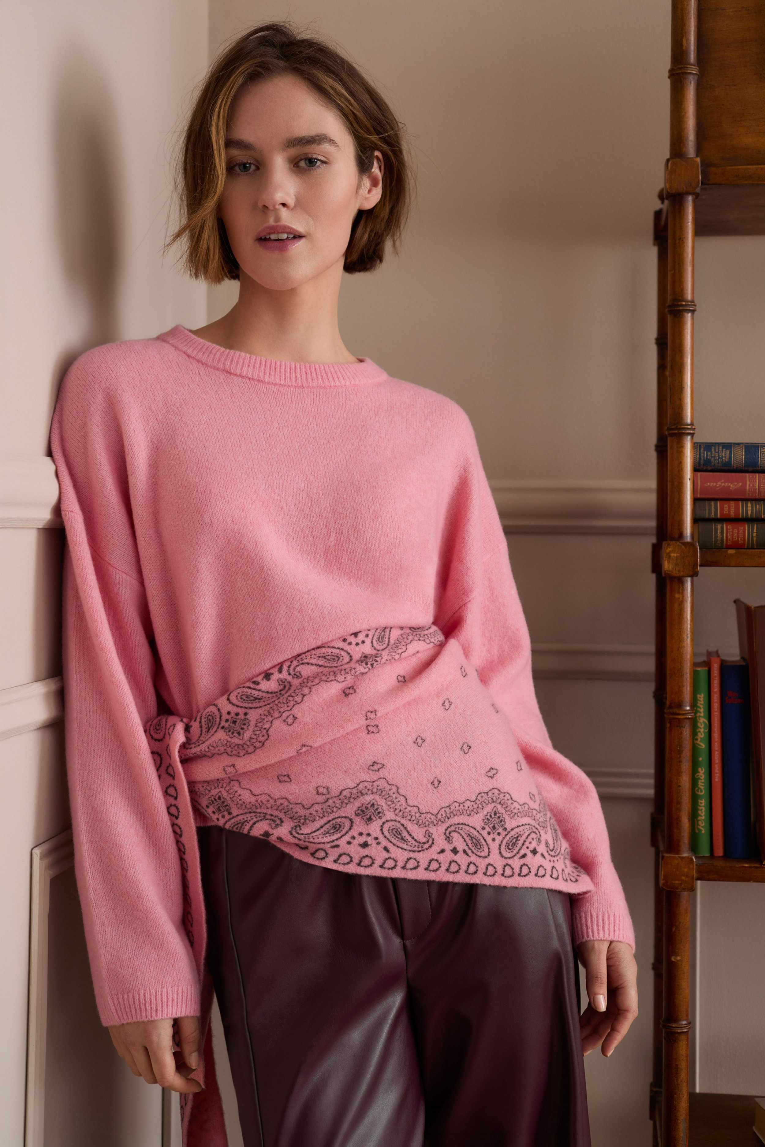 COMING SOON - Wool Blend Crew Neck Knit in Rose Elegance  97976  //  3204