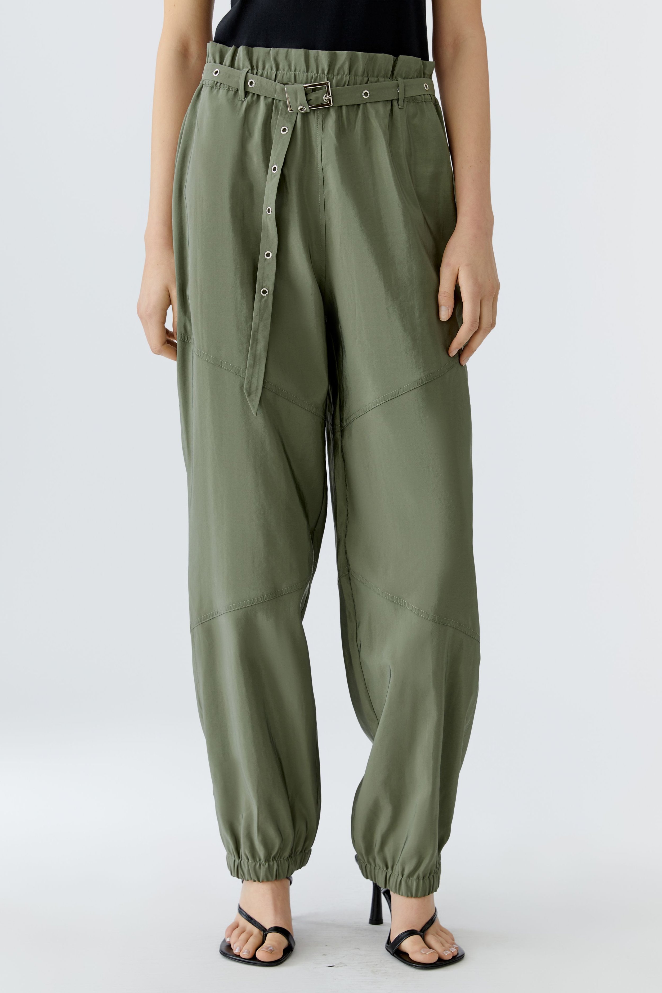 COMING SOON    Relaxed Trouser in Beetle 96574