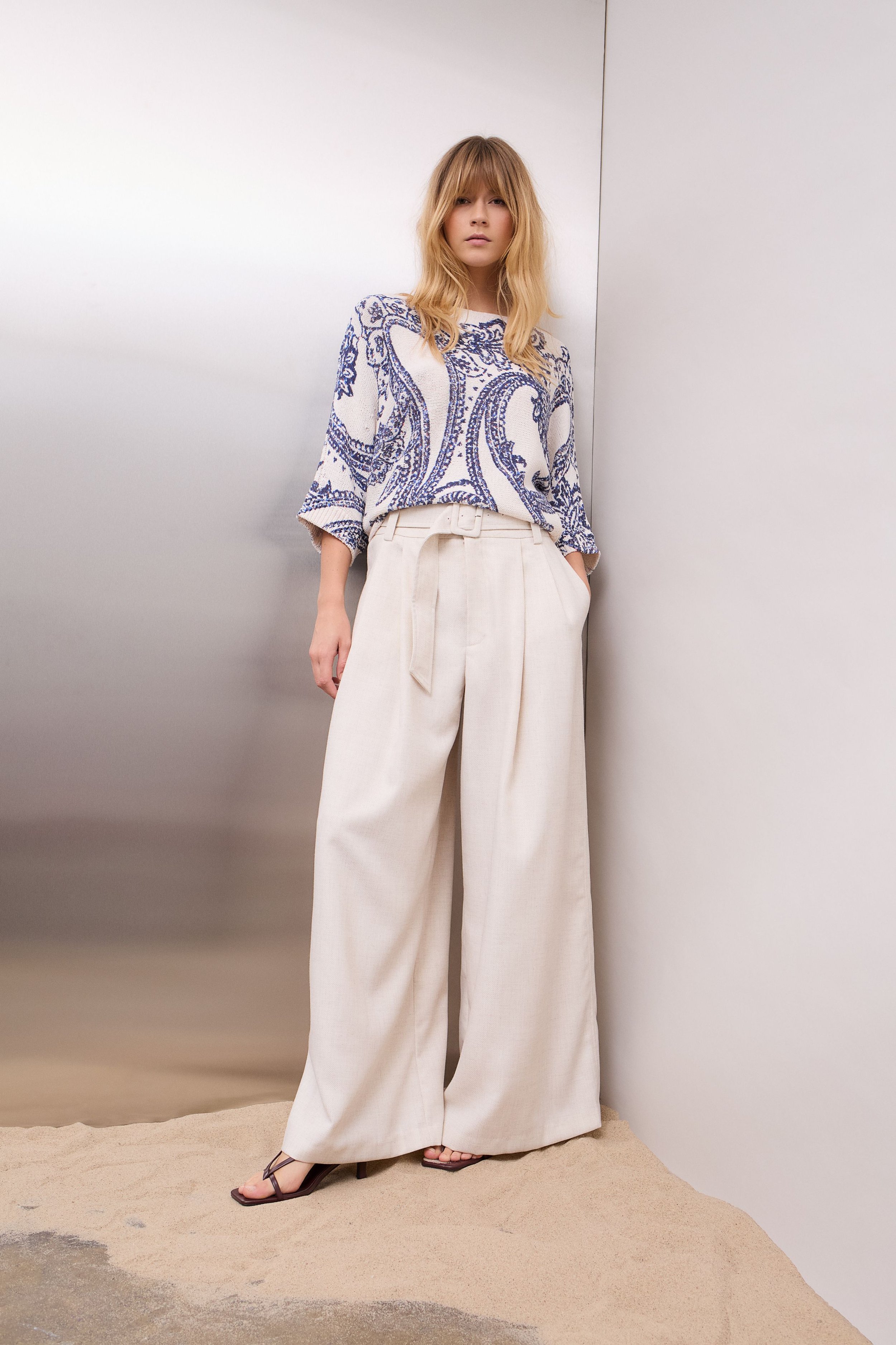 Cotton Blend Paisley Knit 96515