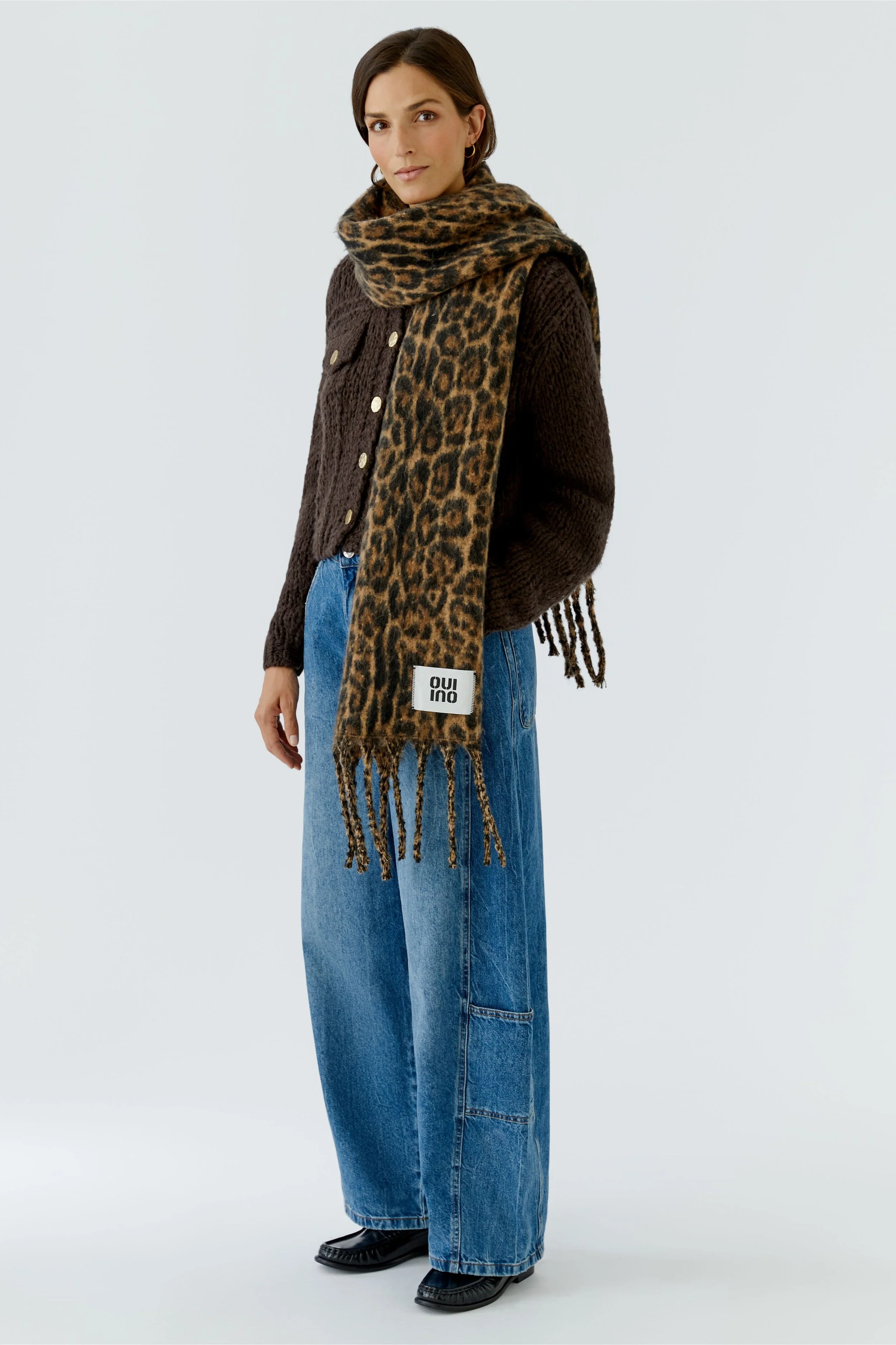 Large Leo Jacquard Scarf (non Wool)  100002  //  0749