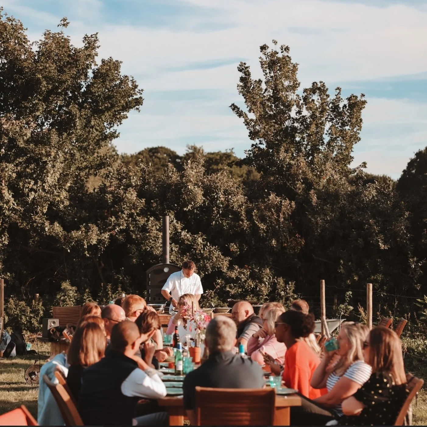 One long table. Open fire. One menu full of whatever&rsquo;s ready to be picked that morning.

Roots at @tewinburyfarmhotel opens its season on Friday 5 June, with guest chef Mel Brown of @brixtonlaundry cooking  among the growing beds.

The menu is 
