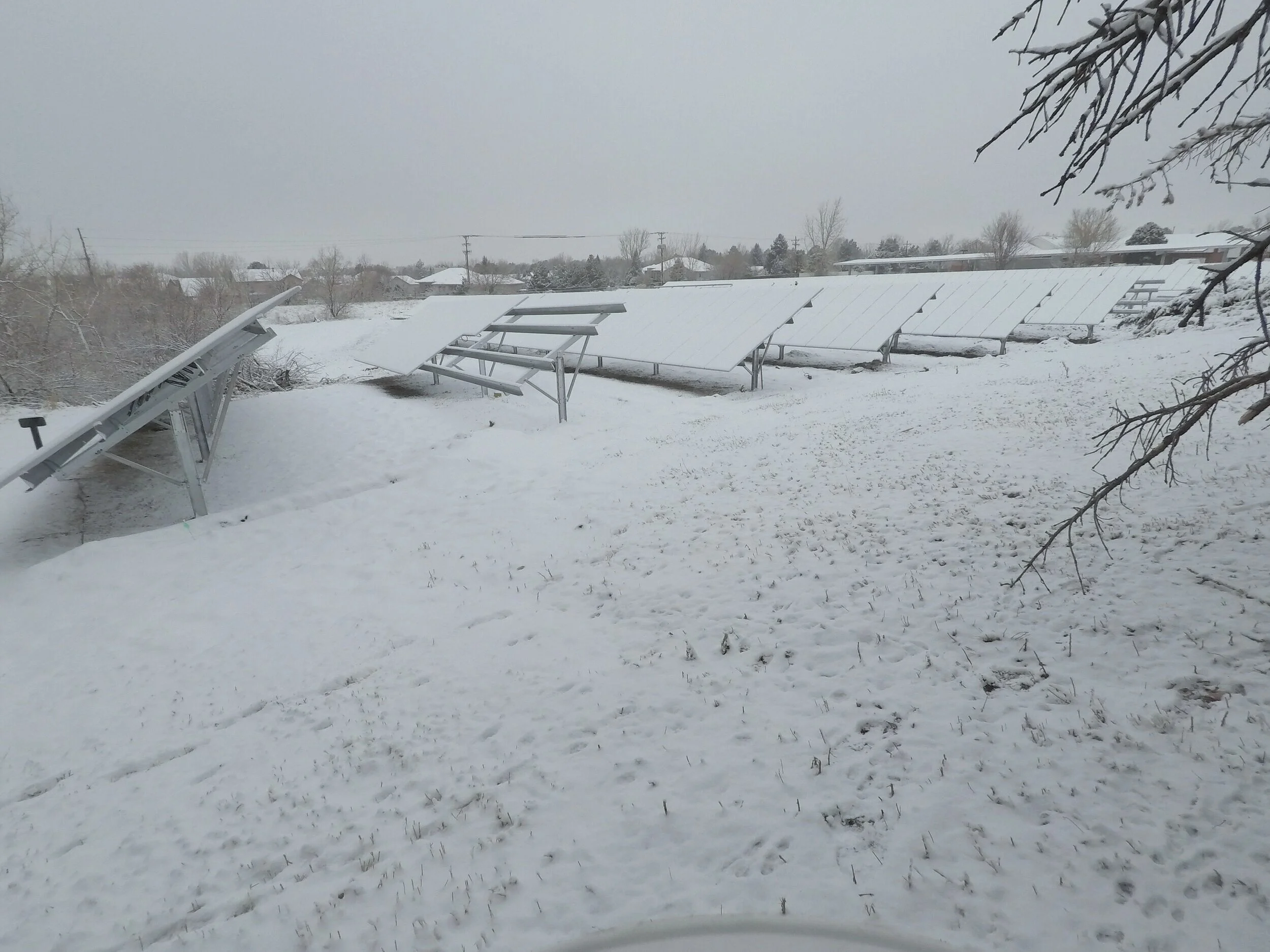 Winter takes over the solar field
