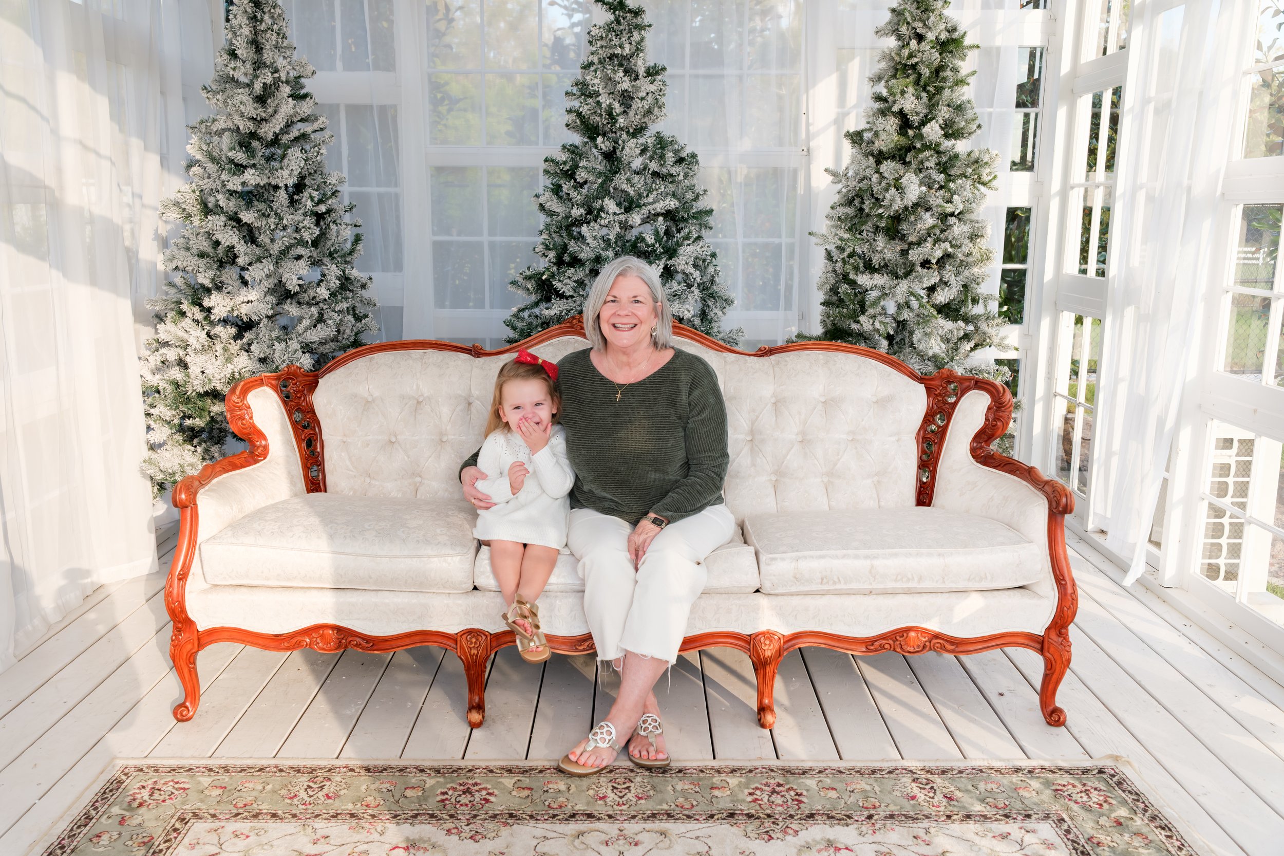 What to Wear for Christmas Family Photos in Orlando: A Complete Guide to Holiday Mini Portrait Sessions