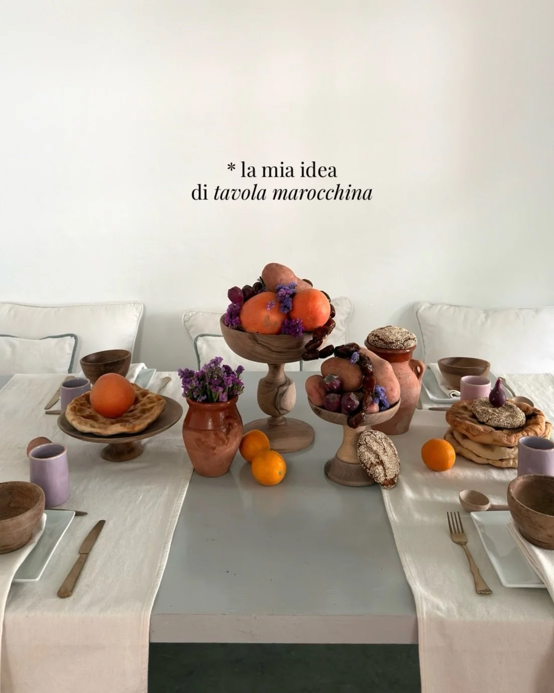 Come mi immagino una tavola marocchina - e come &egrave; diventata.

Dalla ricerca dei dettagli al risultato finale: scorri per vedere come &egrave; nato questo styling per @maison.a.essaouira.

Ti piace il risultato?
Scrivimelo nei commenti ✨
