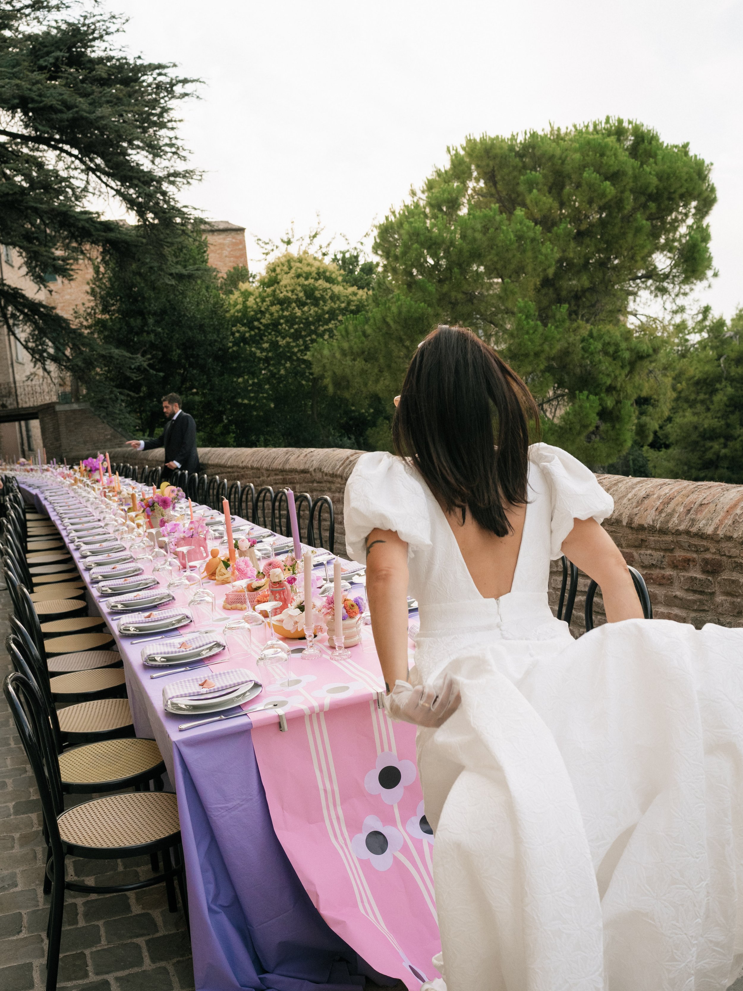 allestimento matrimonio non convenzionale ispirato ad un viaggio intorno al  mondo
