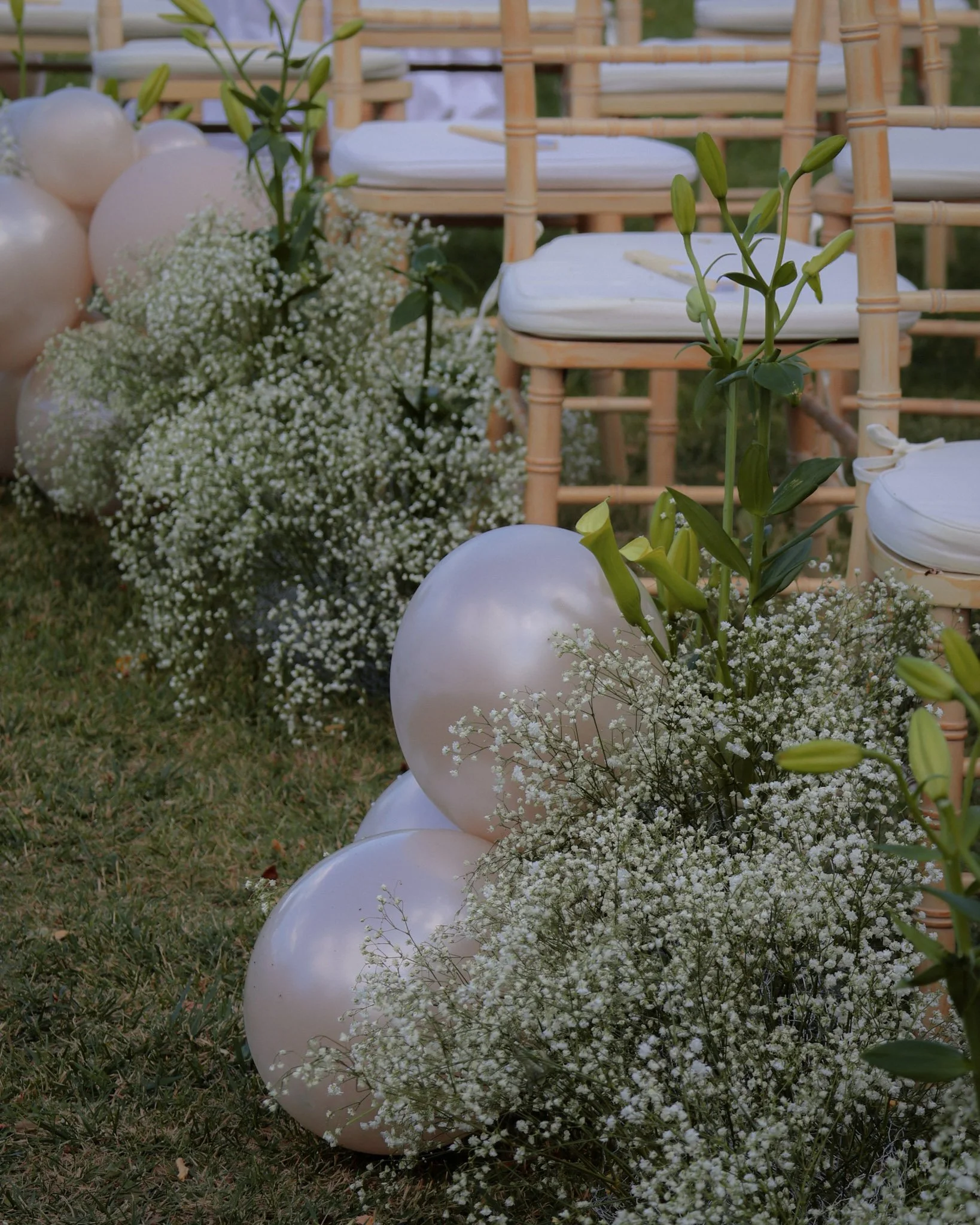 palloncini e nebbia cerimonia matrimonio 