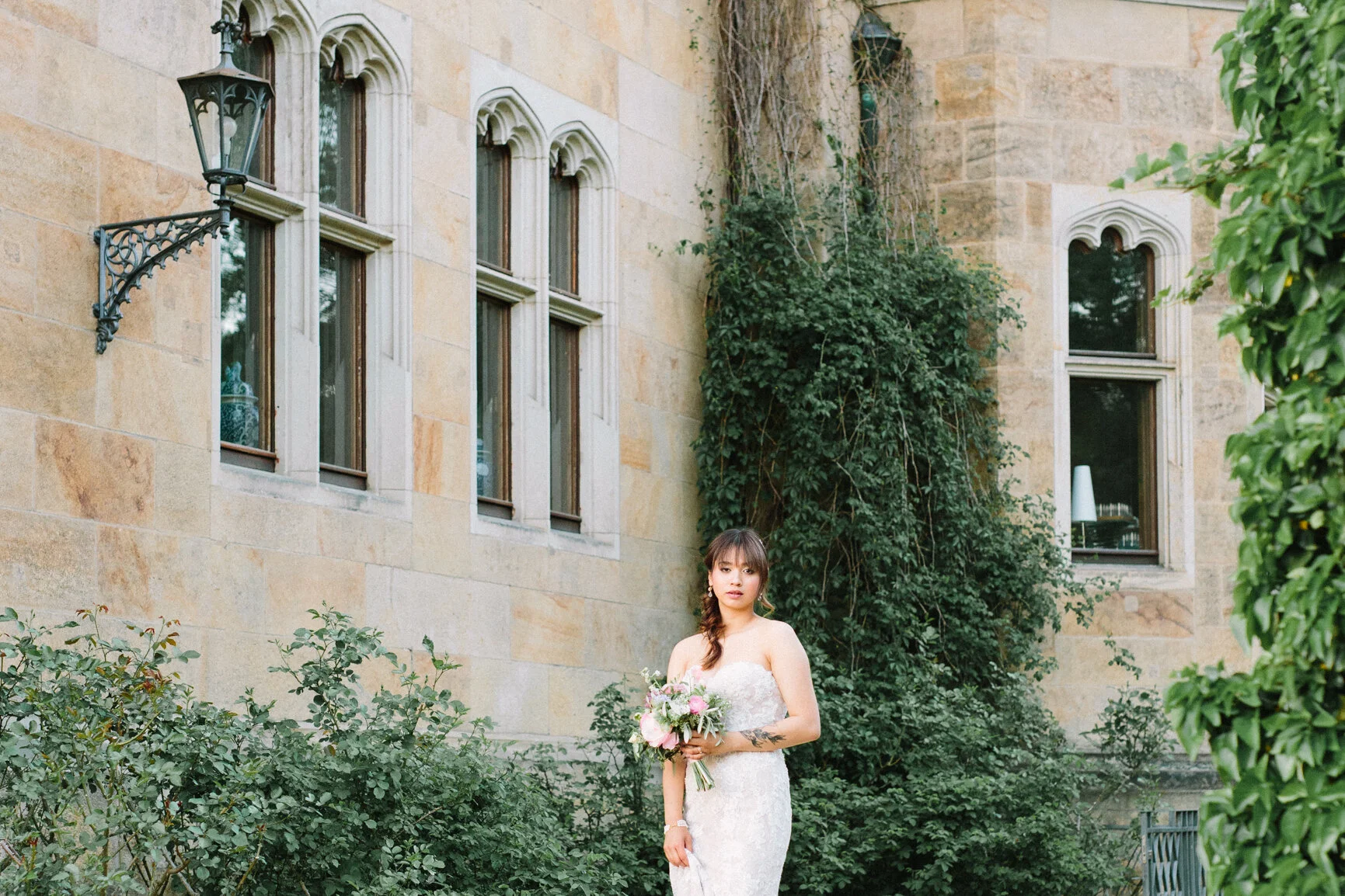 Braut-Hochzeitslocation-Dresden-Schloss-Eckberg-Schlosshochzeit-Deutschland-marrylight-Hochzeitsplanung