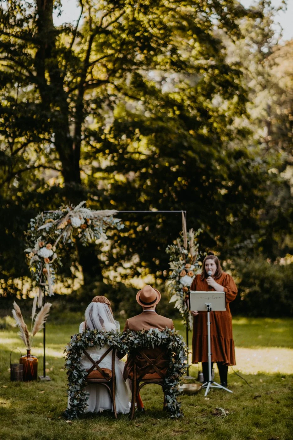 authentische-freie-trauung-trauzeremonie-schloss-spreewiese-bautzen-heiraten-in-dresden-sachsen-traurede-hochzeit-in-dresden-traurednerin-marrylight-hochzeitsplanung