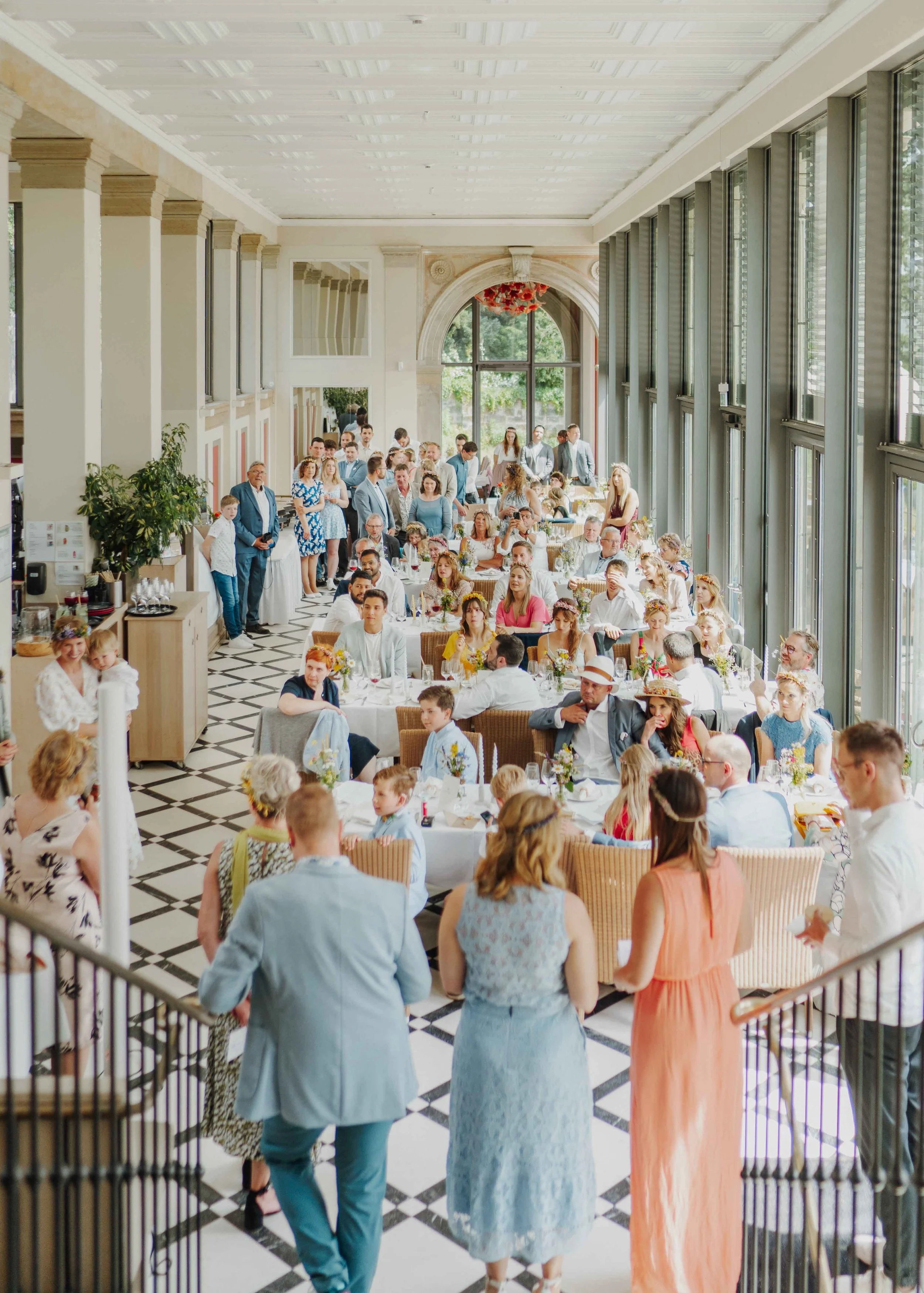 elegante-sommerhochzeit-hochzeitsfestival-heiraten-in-dresden-lingnerschloss-hochzeitskonzept-schlosshochzeit-hochzeit-in-dresden-hochzeitsplanerin-marrylight-hochzeitsplanung