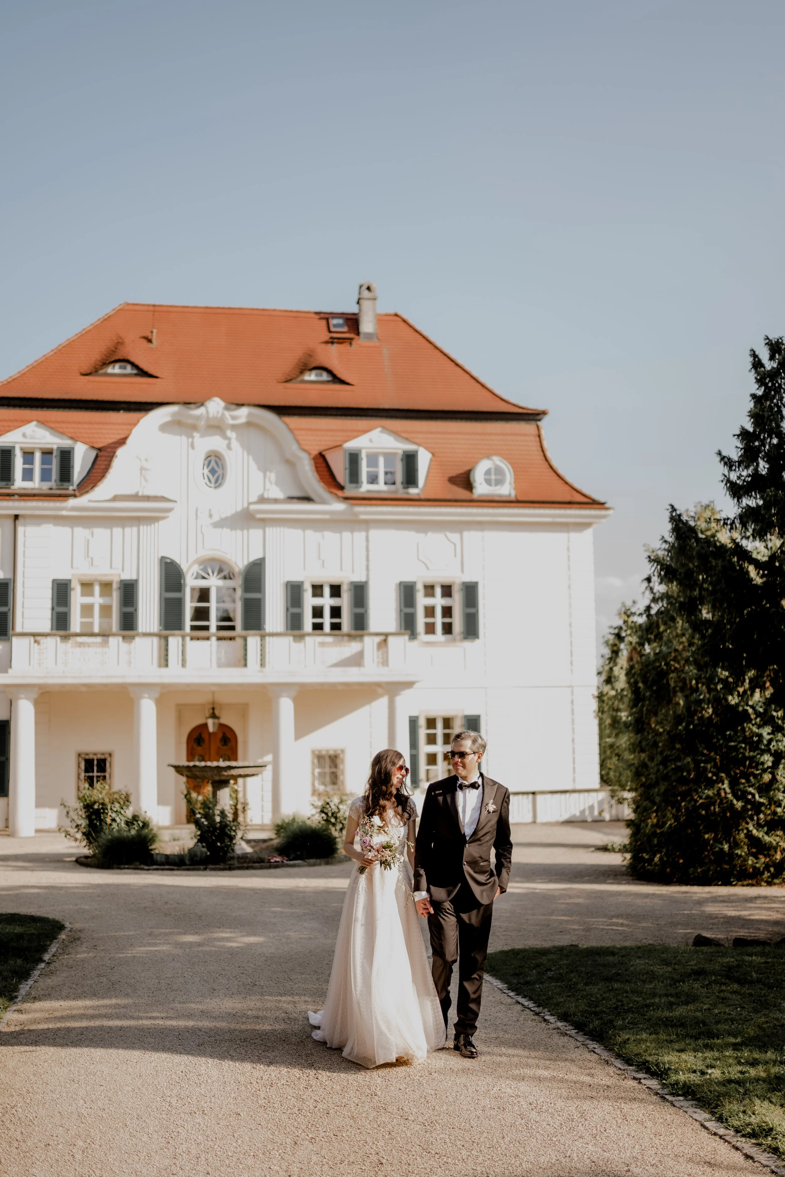 exklusive-premium-hochzeit-villa-wollner-heiraten-in-dresden-hochzeitskonzept-hochzeit-in-dresden-hochzeitsplanerin-marrylight-hochzeitsplanung