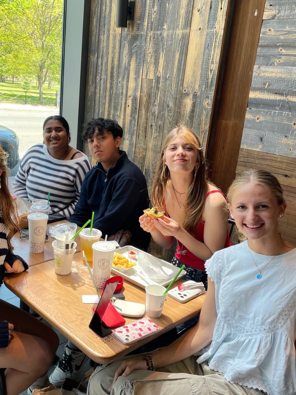 Our Advanced Art Honors class took learning beyond the classroom yesterday with an educational visit to the Yale University Art Gallery. Exploring diverse works of art firsthand helped deepen their understanding of artistic techniques and  history, w