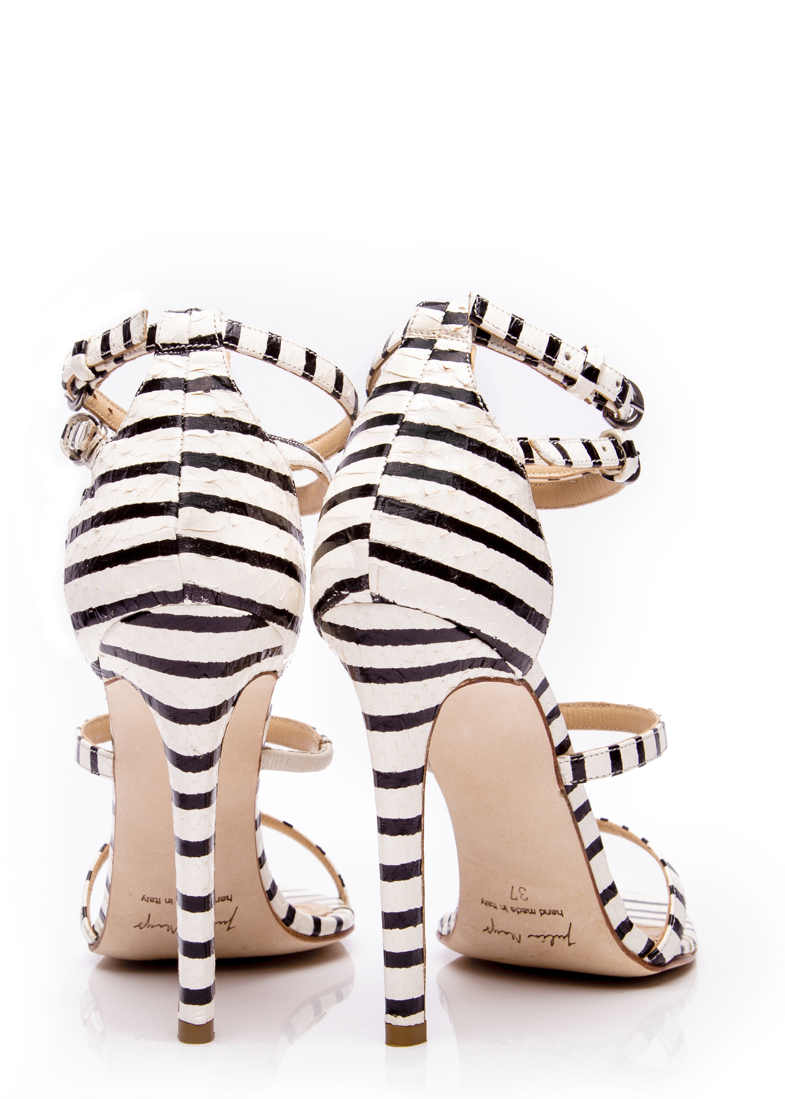 _0001_JuliaMaysSS18SadieStriped2.jpg
