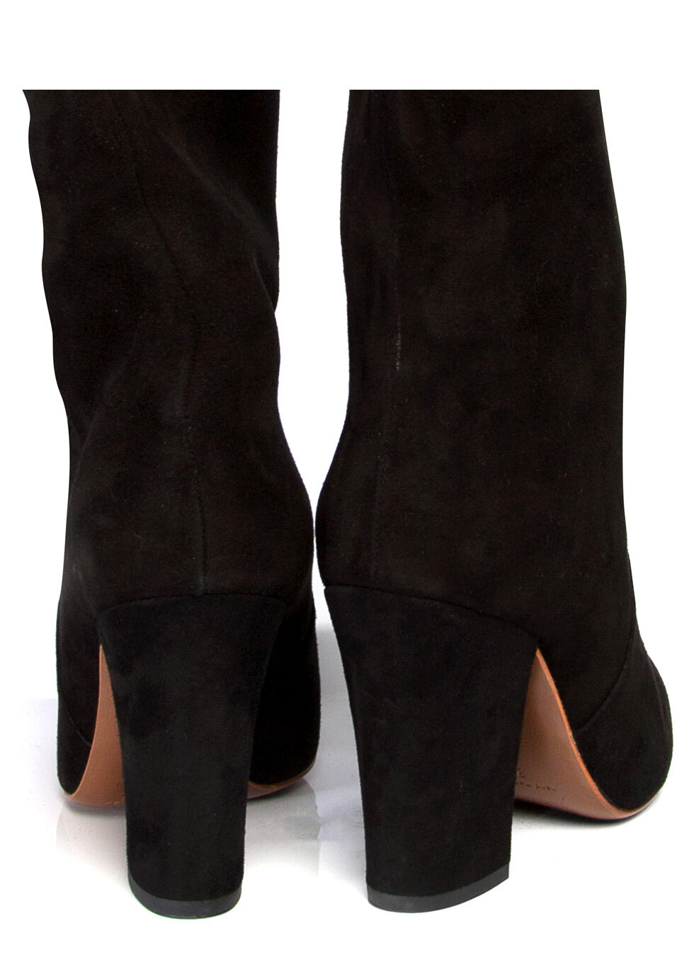 juliamays_arabella_suede_blackoverthekneeslouch_hz_1.jpg
