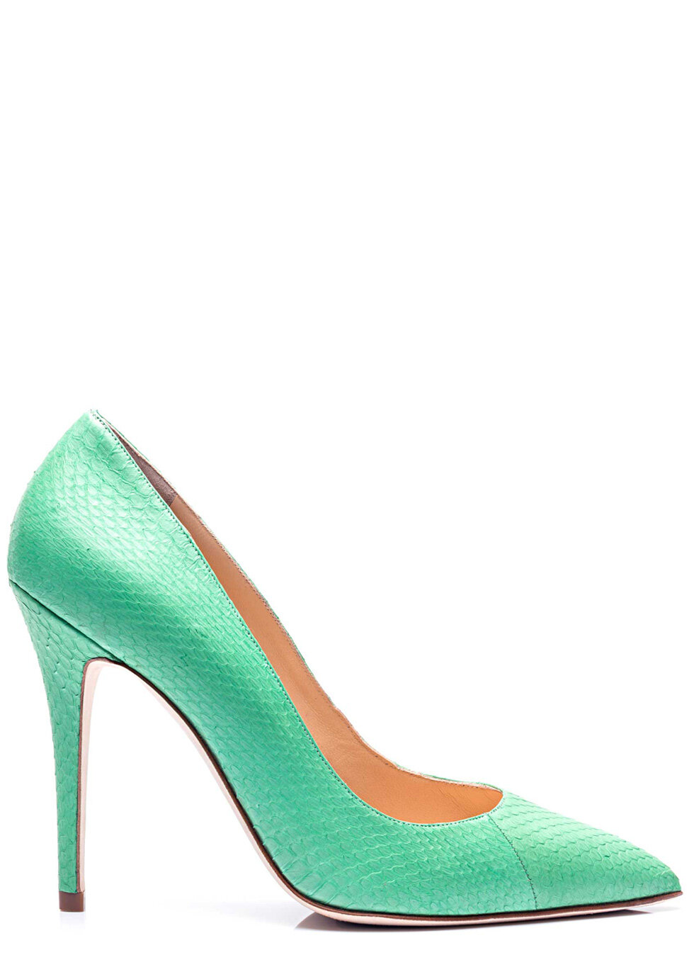 kellygreen1104s.jpg