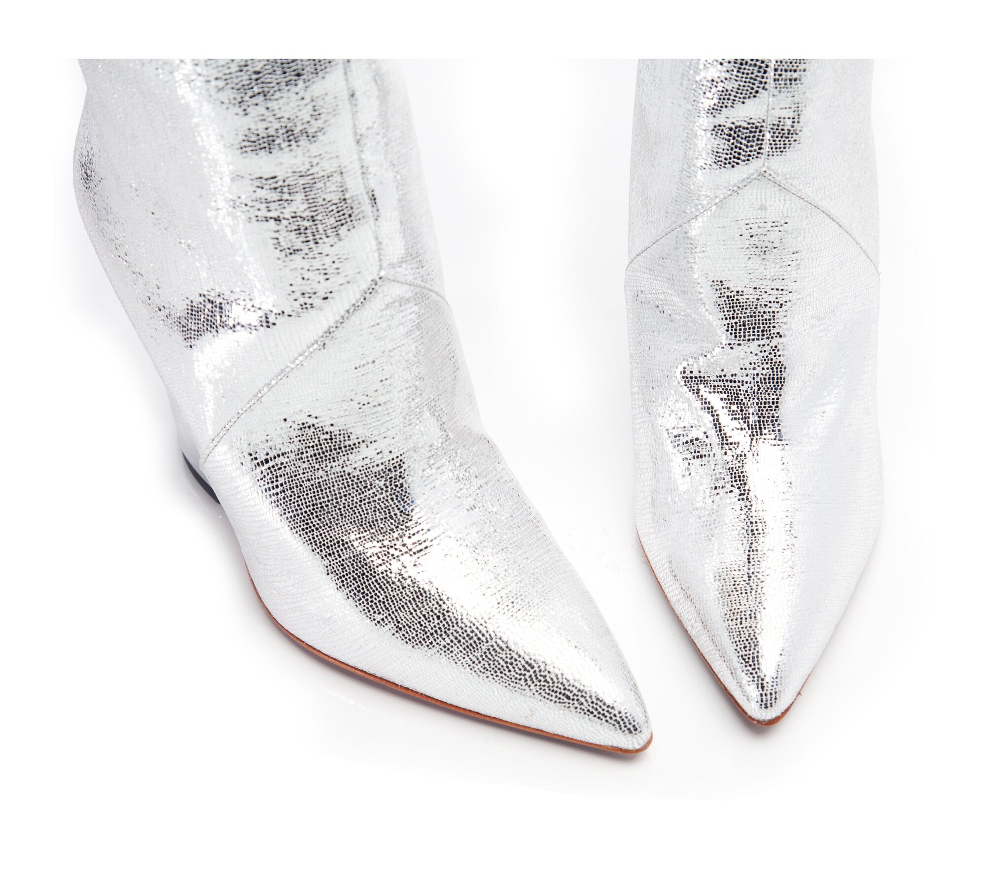 juliamays_alessia_silverleather_midcalfboot_fr.jpg