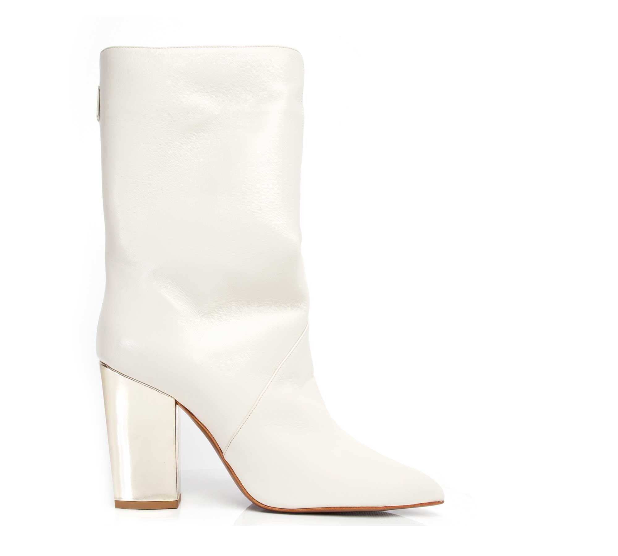 juliamays_alessia_cortinanappa_midcalfboot_sf_3.jpg