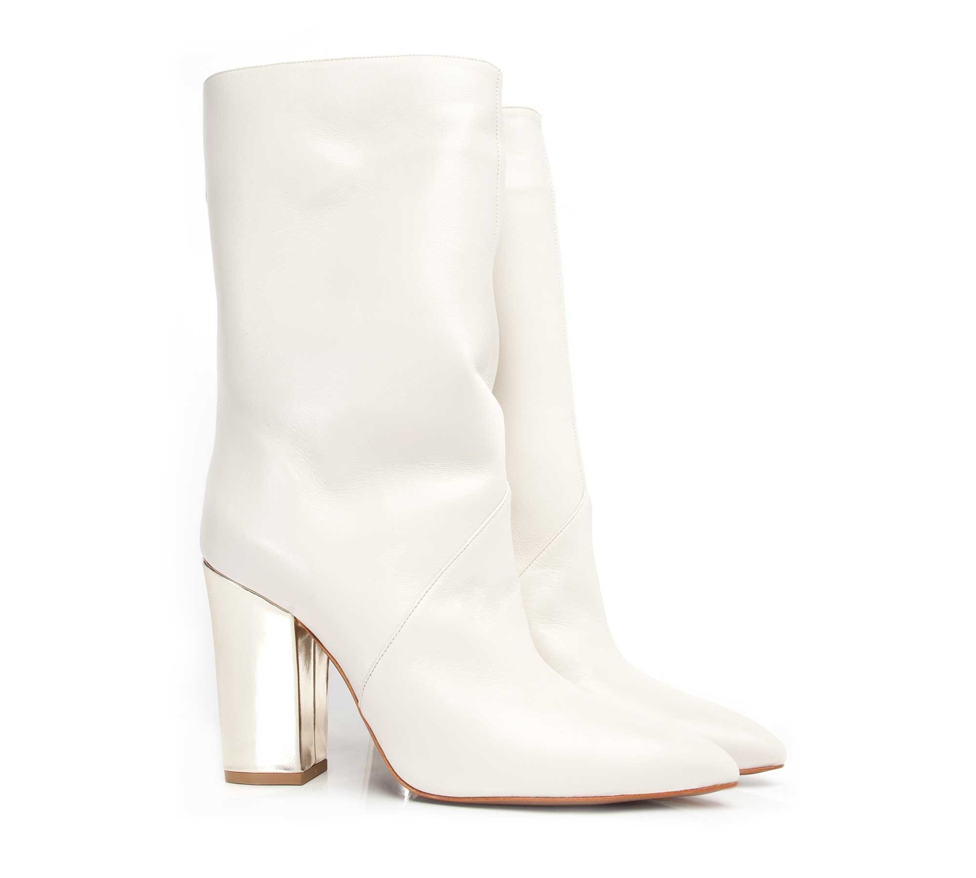 juliamays_alessia_cortinanappa_midcalfboot_tf_2.jpg