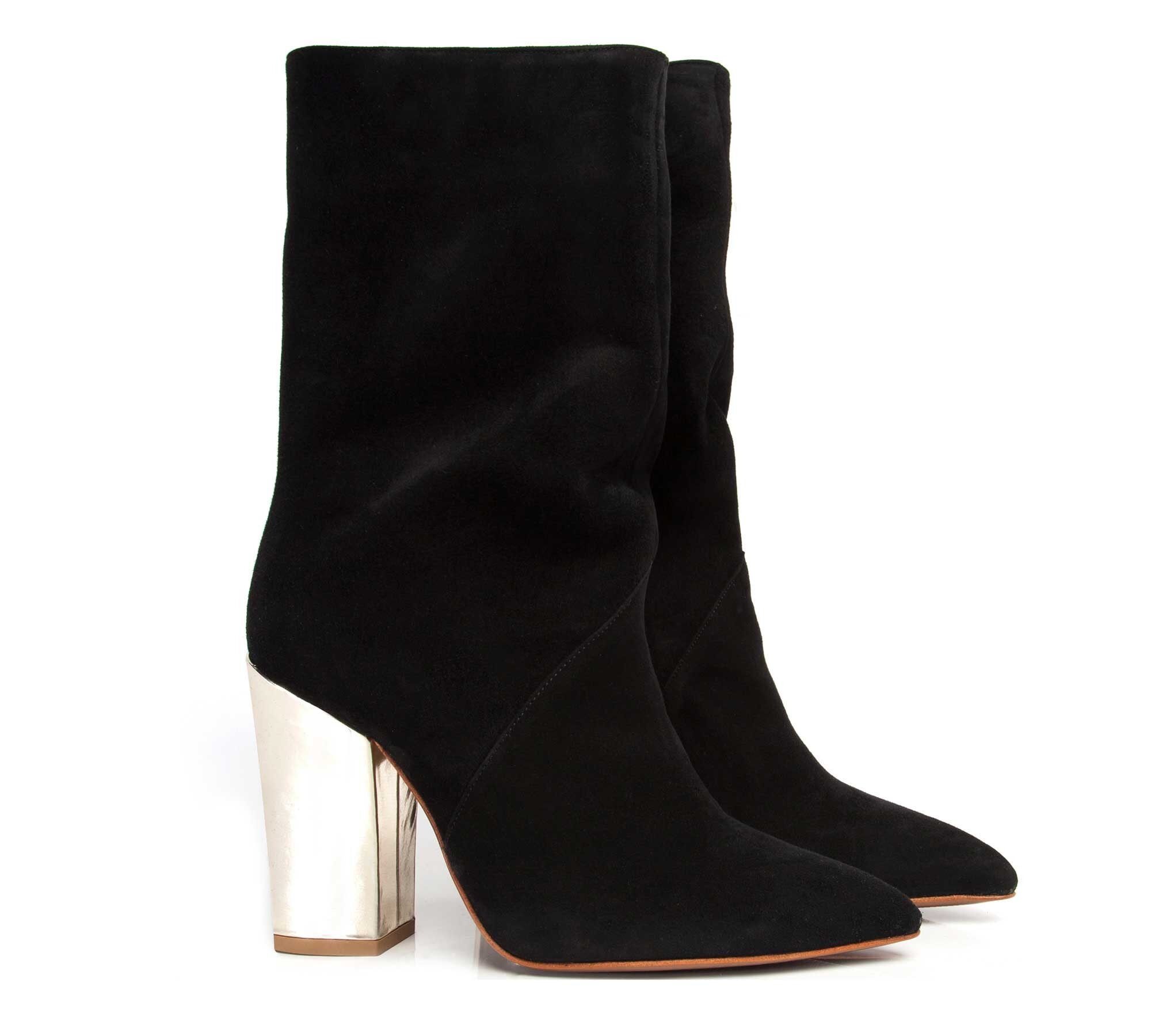 juliamays__alessiasuede_midcalfboot_specciotv_2.jpg
