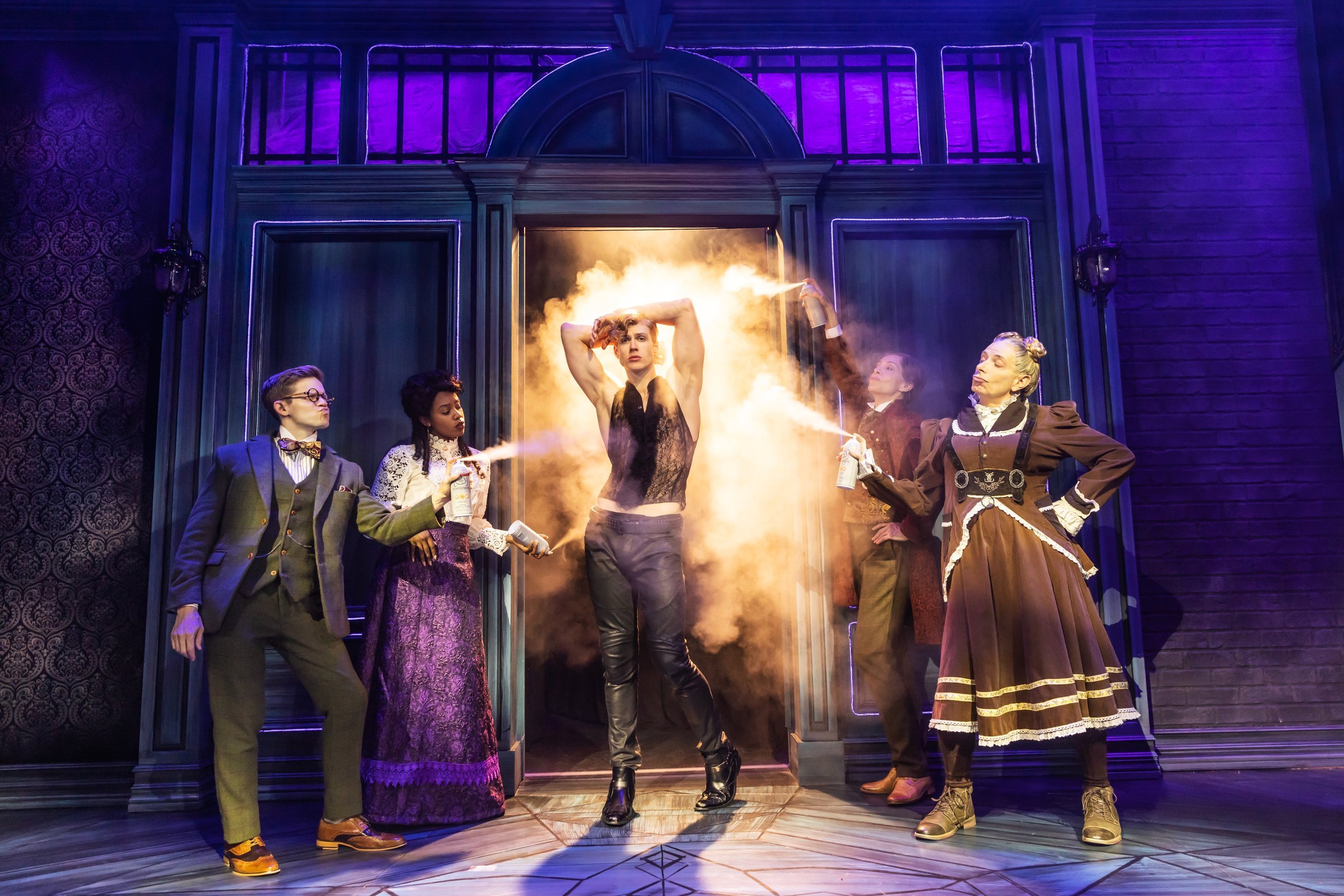 1+new+Andrew+Keenan-Bolger,+Jordan+Boatman,+James+Daly,+Ellen+harvey+and+Arnie+Burton++in+DRACULA,+A+COMEDY+OF+TERRORS.+photo+by+Matthew+Murphy_0426_PJZEDIT_v001.jpg
