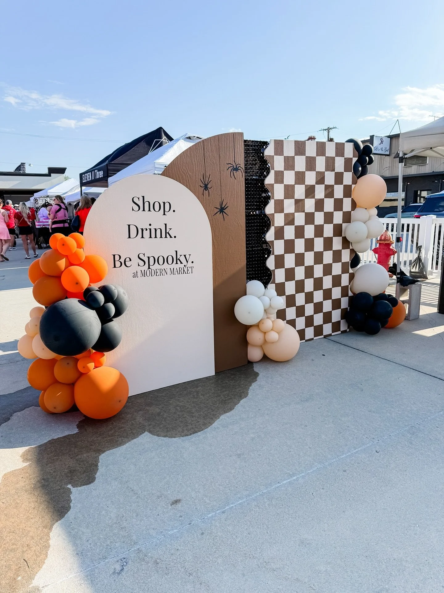 MODERN MARKET IS OPEN! 🎉

Shopping, food trucks, cocktails, coffee, pumpkin painting for the littles and sooo much more! 🍂

🛍️ 50+ SMALL LOCAL BUSINESSES 
🗓️ Sat. October 4th | 10am-4pm
📍 302 N Front Street | @alocalcollective 
🎉 Sip &bull; Sav