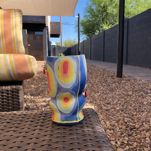 102 degrees means a cold drink in the shade....or air conditioning if you can&rsquo;t take the heat. .
.
#phoenixsummer #handmade #pottery #porcelain #ceramics #ceramicsofinstagram #rainbow #happypride #yunomi #slipcasting #colorfulceramics #phoenixa