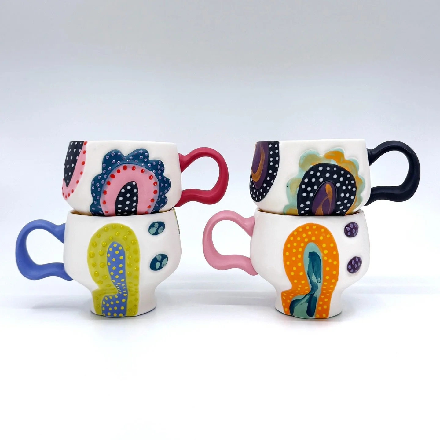 These mugs will be at @companiongallery for Material Mugs X opening September 5!
.
.

#porcelain #ceramics #masonstains #slipcast #pottery #slipcasting #azartist #art #phxartist #phoenix #handmade #giftideas #cer&aacute;mica #c&eacute;ramique #contem