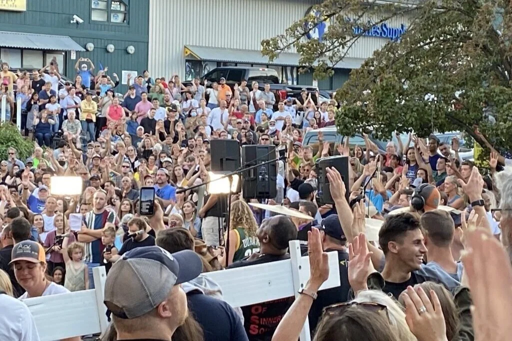 Seattle Shuts Down Park For Religious Rally, Still Allows BLM Riots