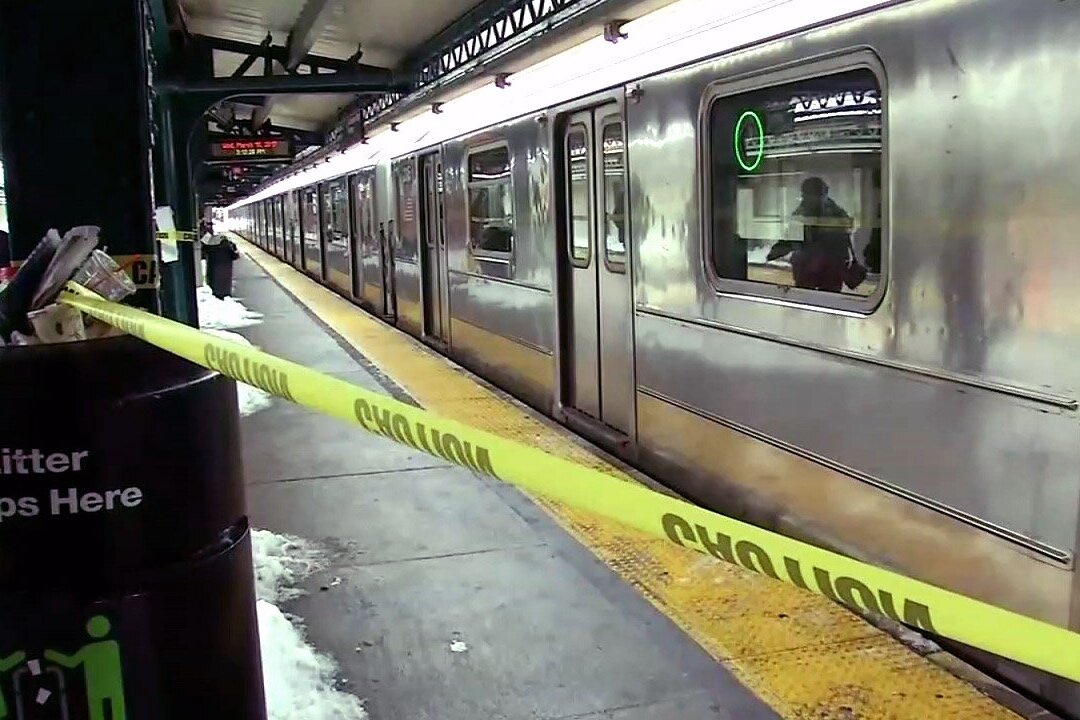 Police Union Warns New York Subway Commuters 'You're On Your Own' With Attacks