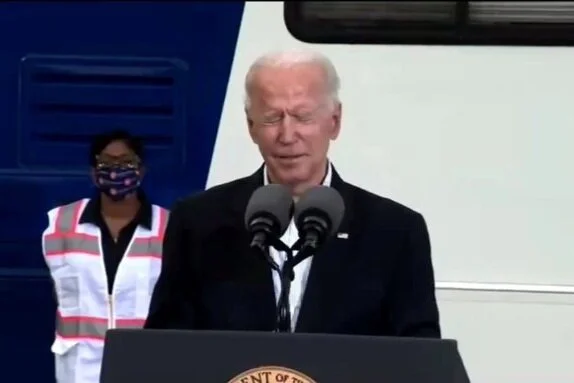 WATCH: Joe Biden Messes Up Democrat Names, Asks ‘What Am I Doing Here?’ in Bizarre Moment