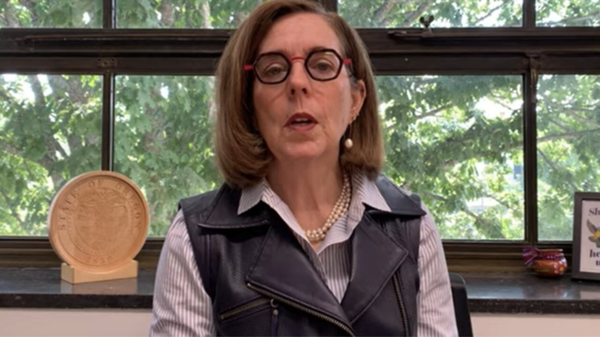 Oregon governor imposes outdoor mask mandate for all people, regardless of vaccination status