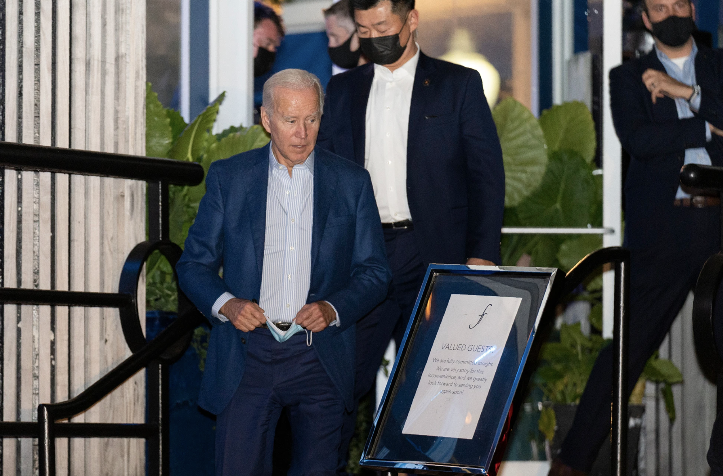 BUSTED: Joe and Jill Biden family caught mask-less in D.C. restaurant