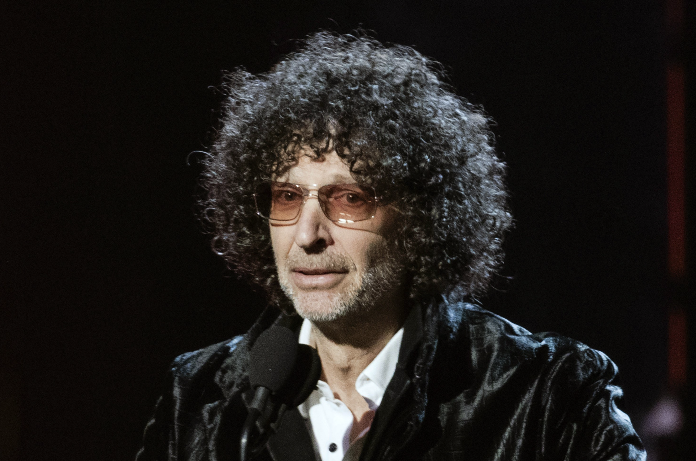 Howard Stern thinks he would beat Trump in a 2024 matchup