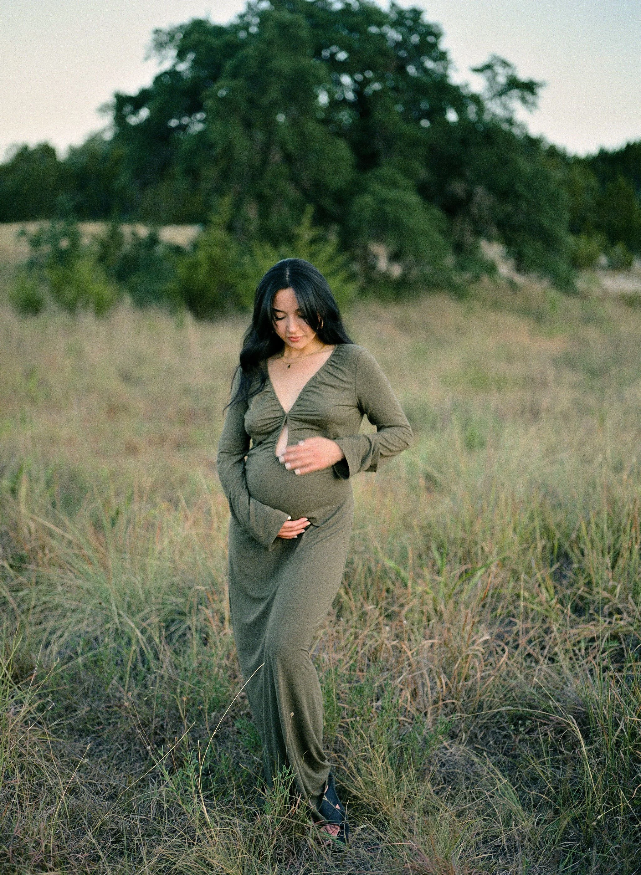 mcallen-film-maternity-session-6.jpg