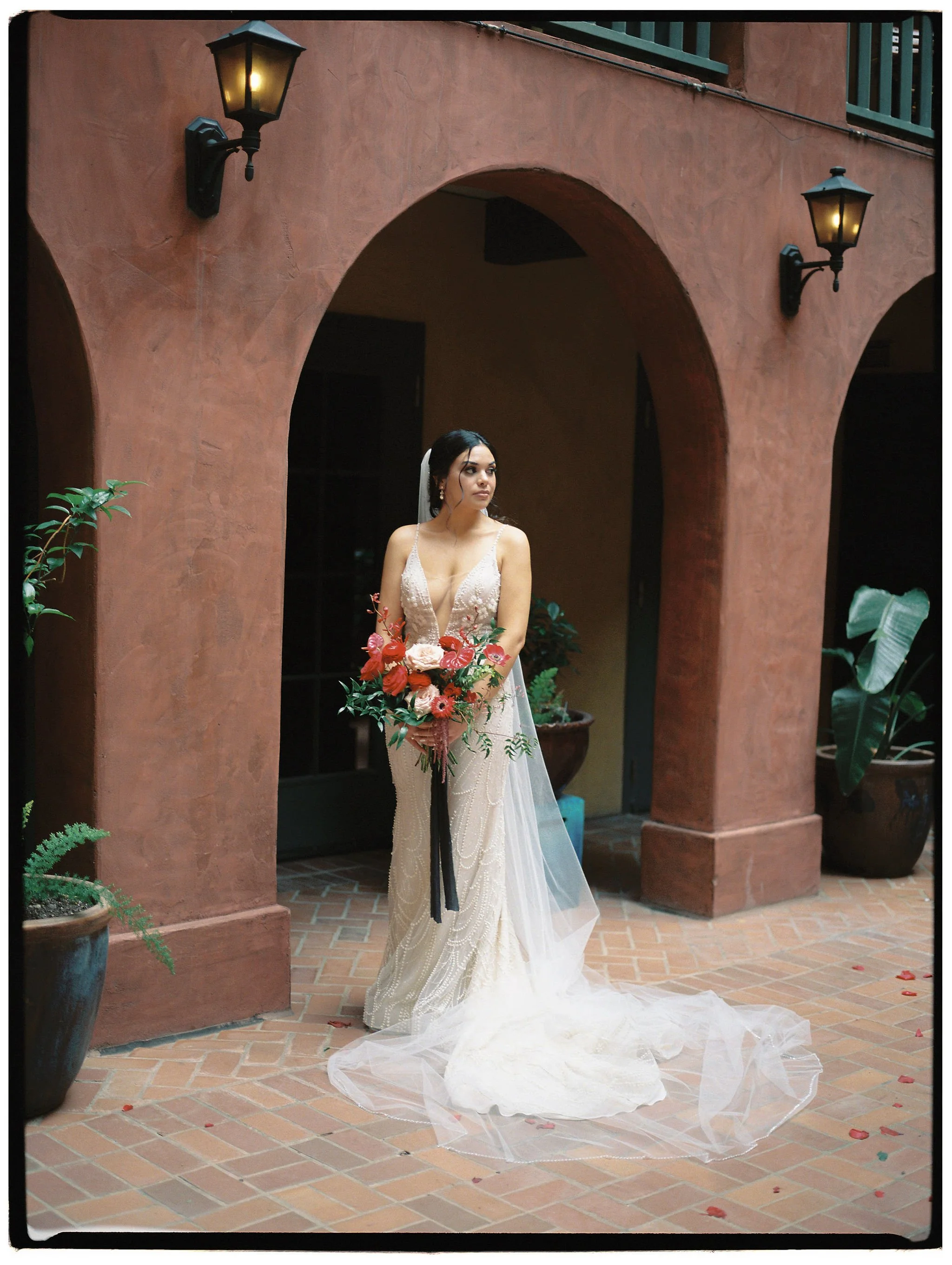 brownsville-spanish-film-bridal-portrait-2.jpg