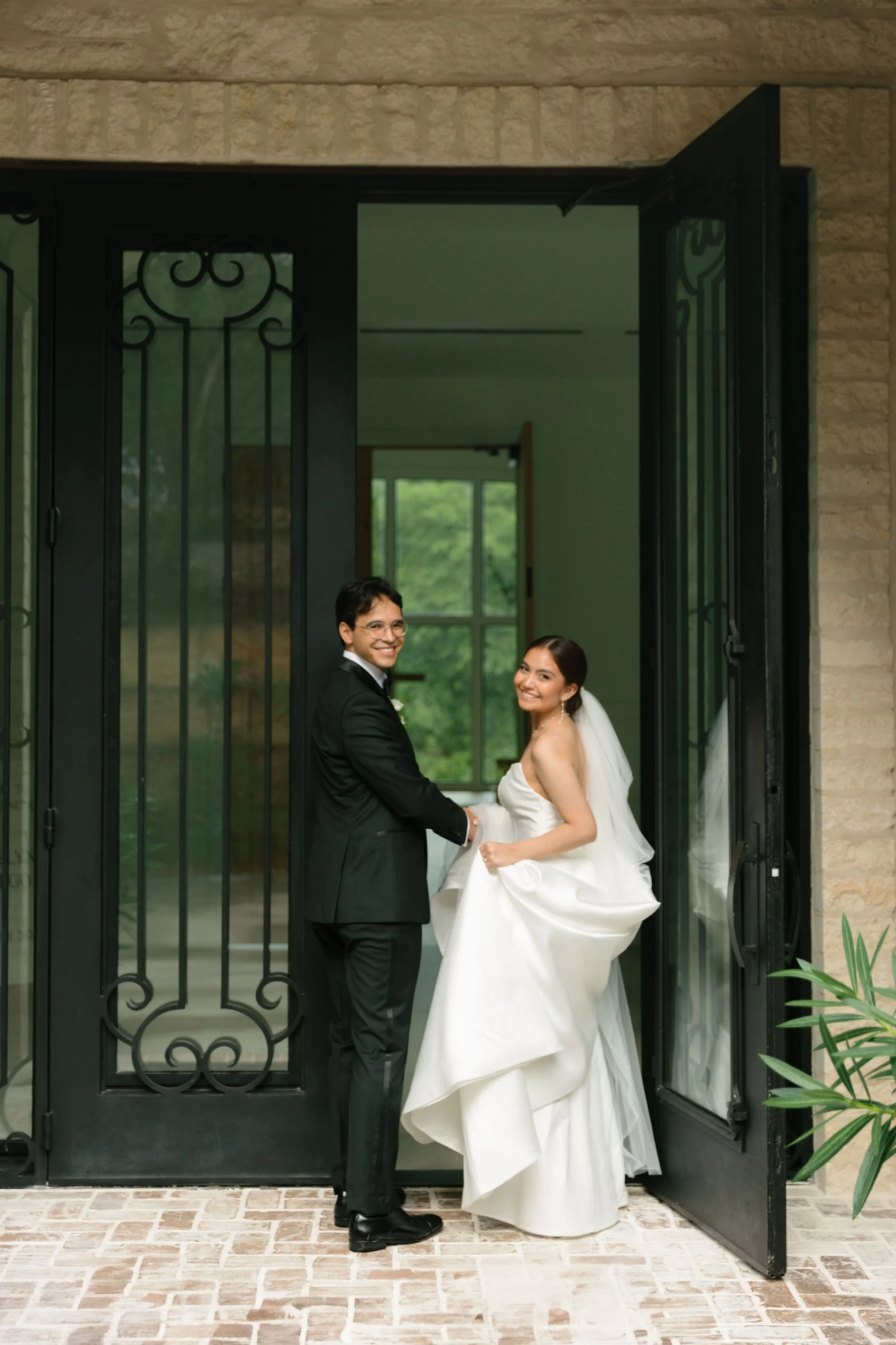 brownsville-wedding-couple-2.jpg