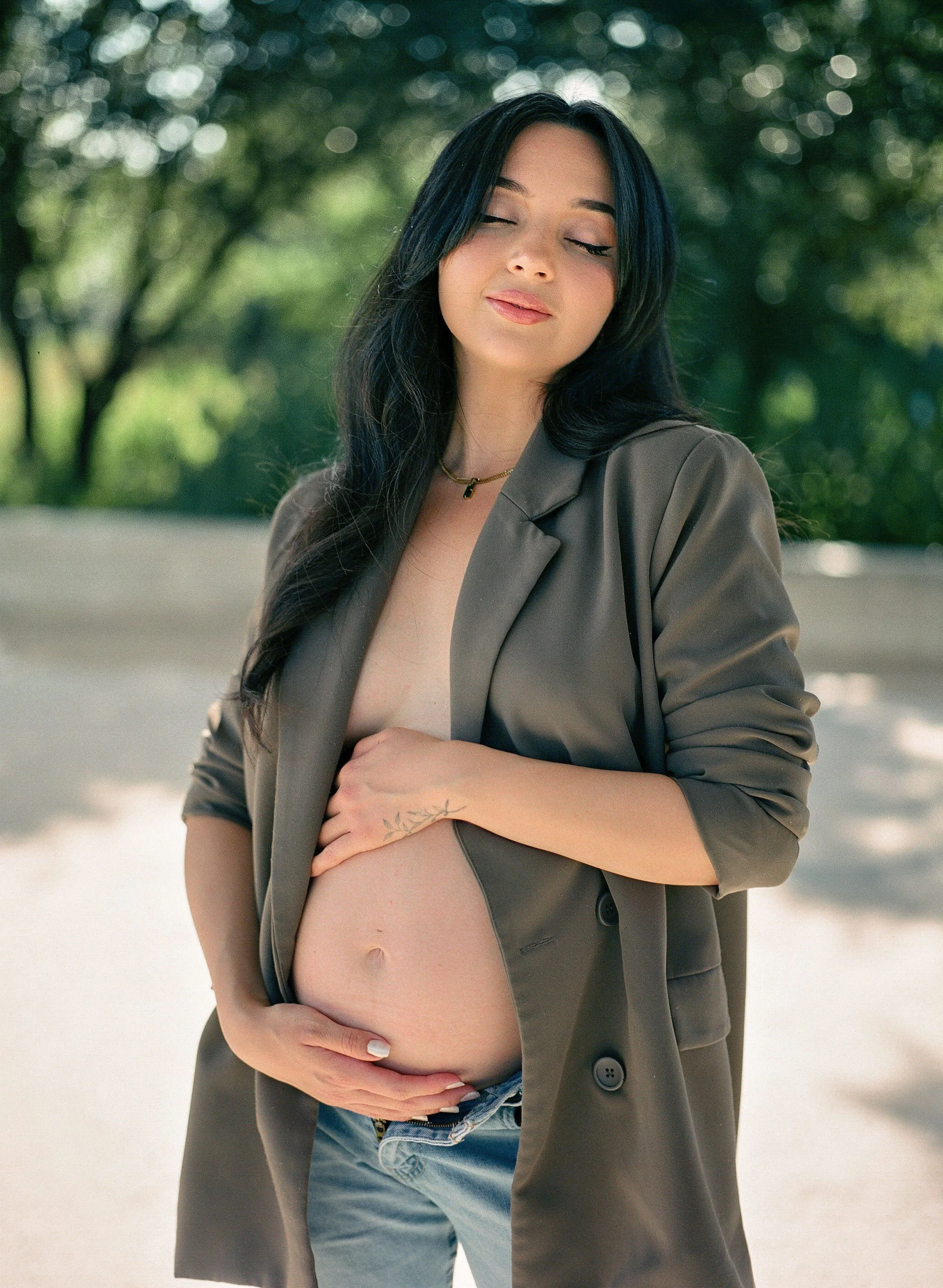 mcallen-film-maternity-session-5.jpg