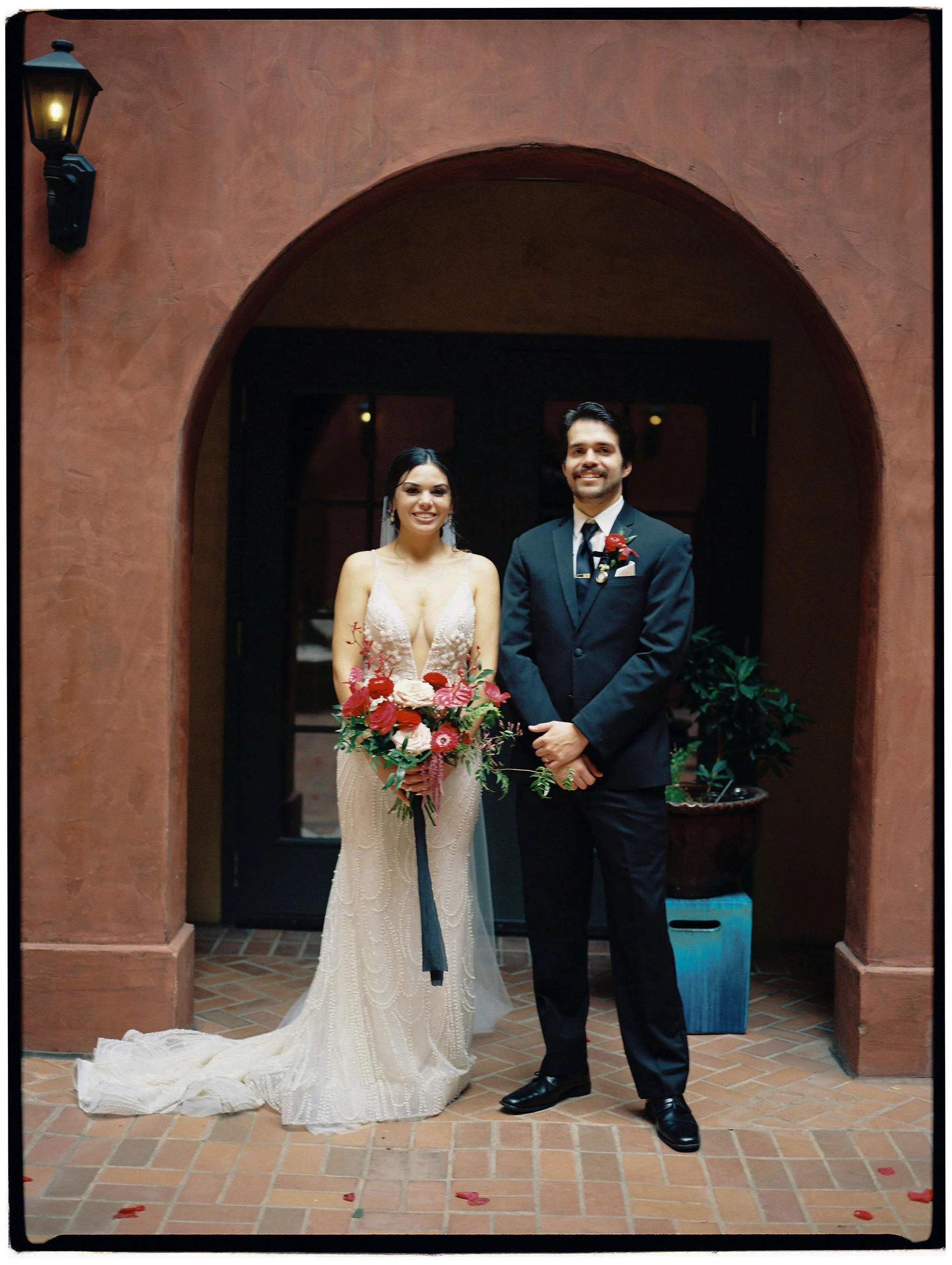 brownsville-spanish-film-wedding-couple.jpg