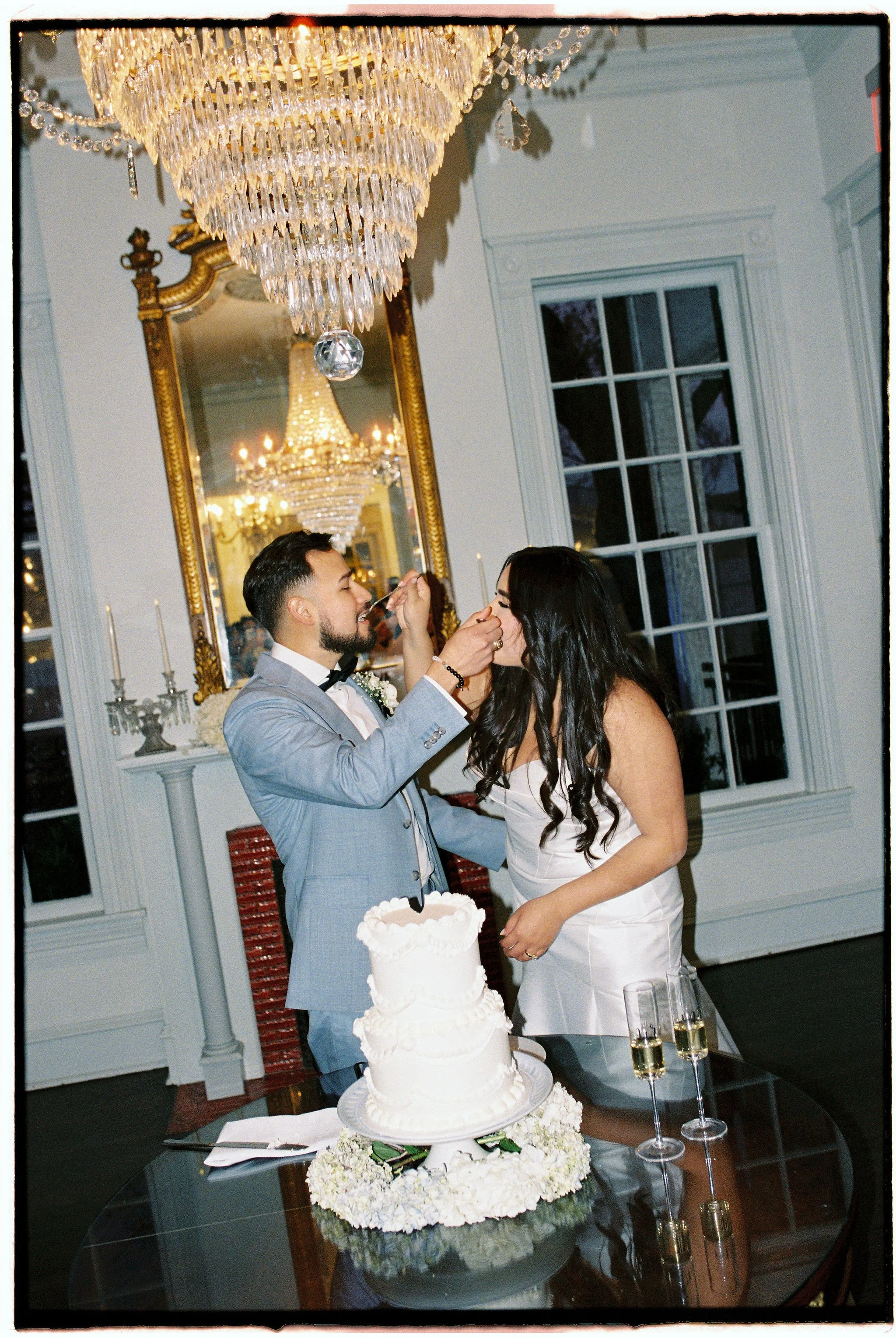 brownsville-film-wedding-cake.jpg