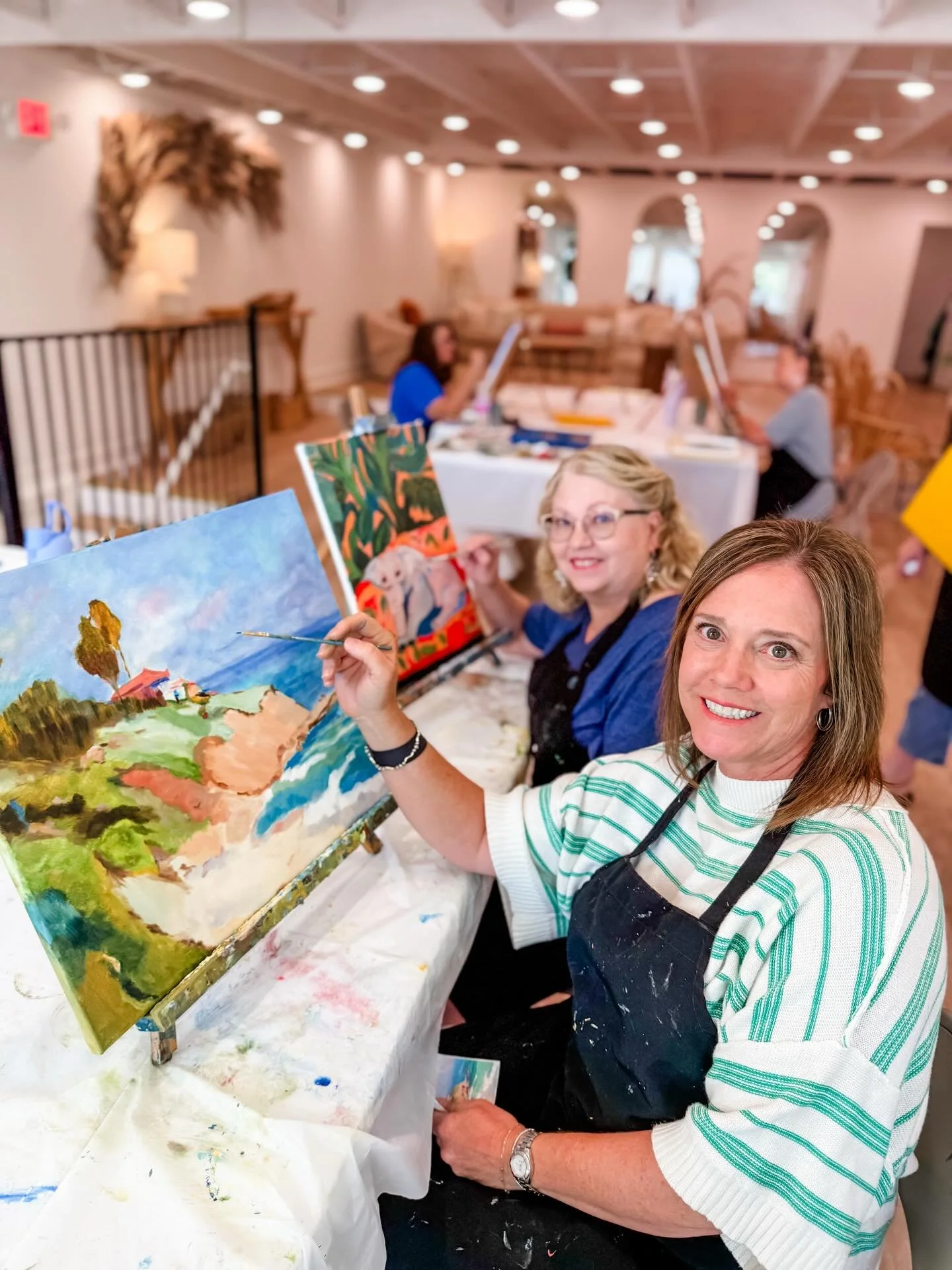 Starting our NEW CLASSES next week🙌🎨 These two started last month and look how AMAZING they did on their paintings😱Join us and try a class!! 
Get 15% off first class with code: FACEBOOK15 
Click link in bio👆#northgeorgia #northga #northgeorgiamou