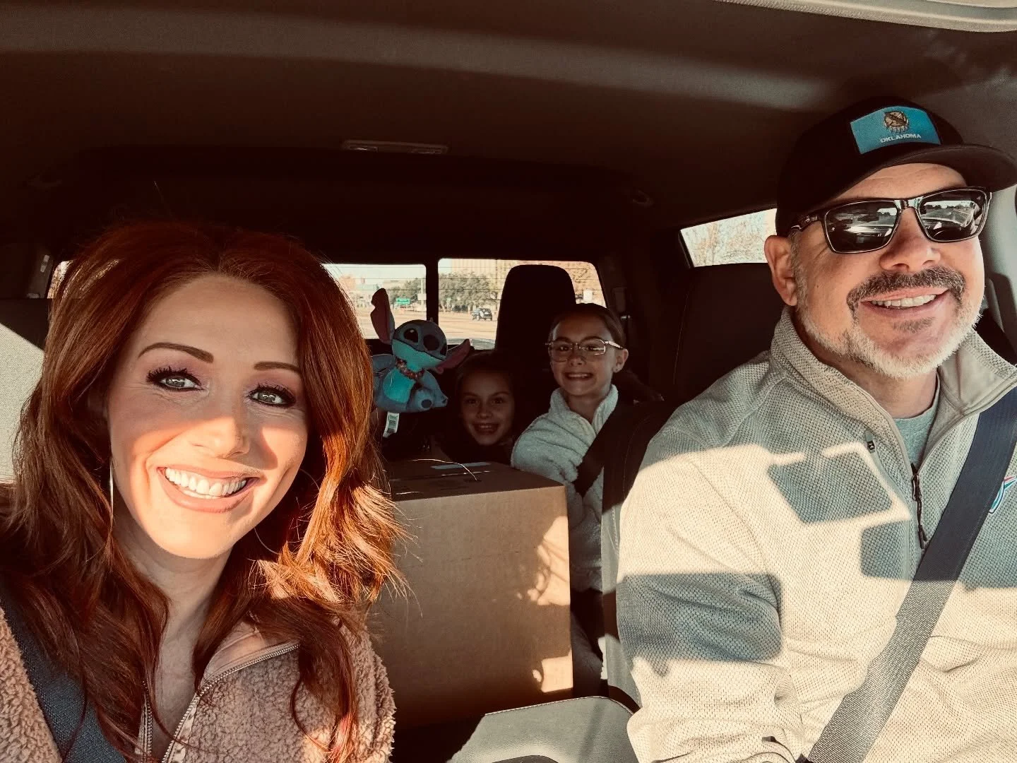 There is truly nothing like a sunset in Carmen, America! 🌅One of my absolute favorite views is looking out at the horizon right outside my parents&rsquo; house.

We spent the afternoon sipping hot chocolate and cider with my momma and the girls, soa