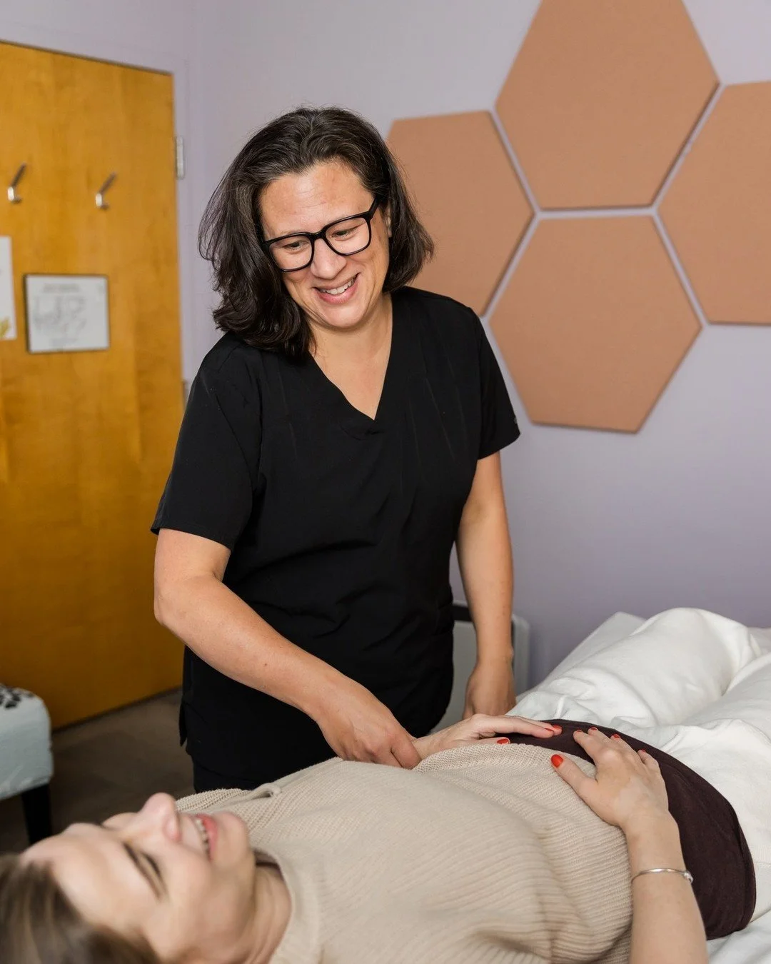 Angela Bell L.Ac. MAOM has been with the Six Branches team for almost 3 years!  Before returning home to Maine and joining Six Branches, she ran her own fertility-focused practice in Cambridge MA from 2009-2020.
While focusing on hormonal