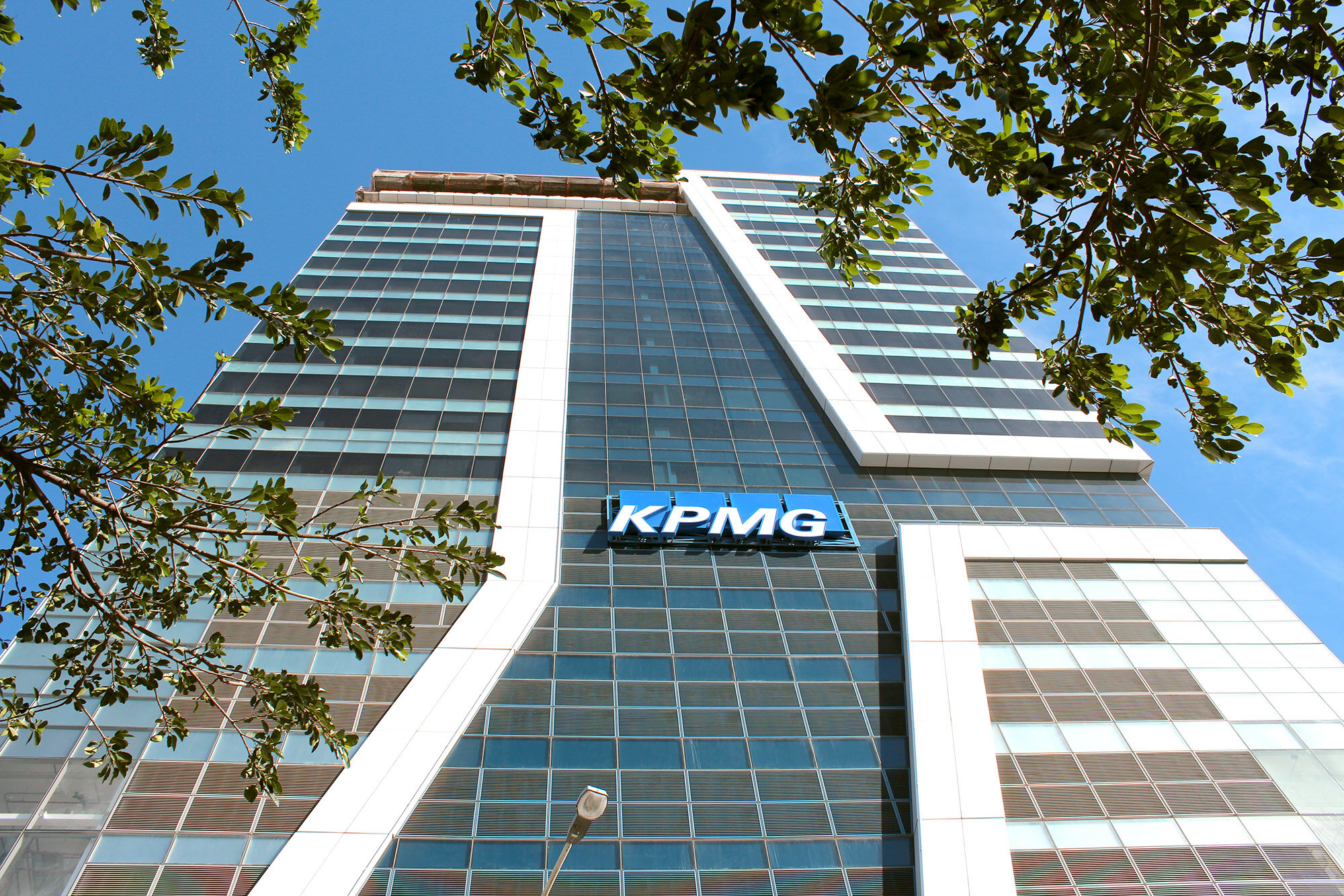 KPMG Gallery 1.jpg