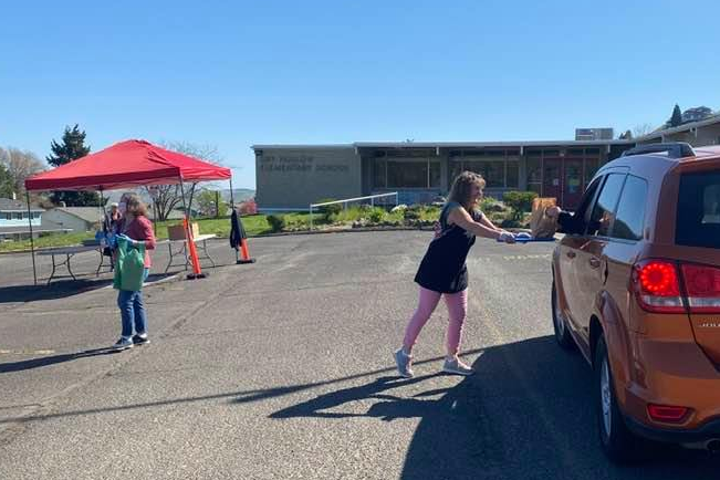 D21 Non-Profit To Raise $20,000 To Assist Students