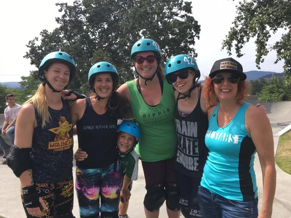 Roller Derby Rallies around Teammates Who Lost All in Fire