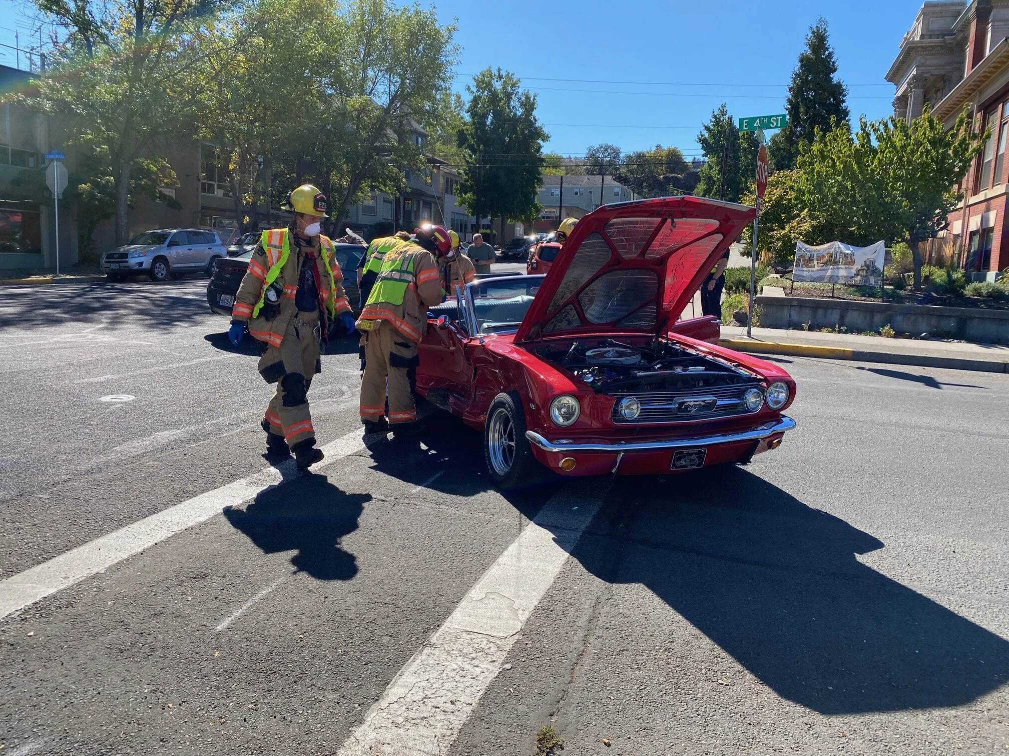 Update: Man hit on Fourth and Washington treated and released 